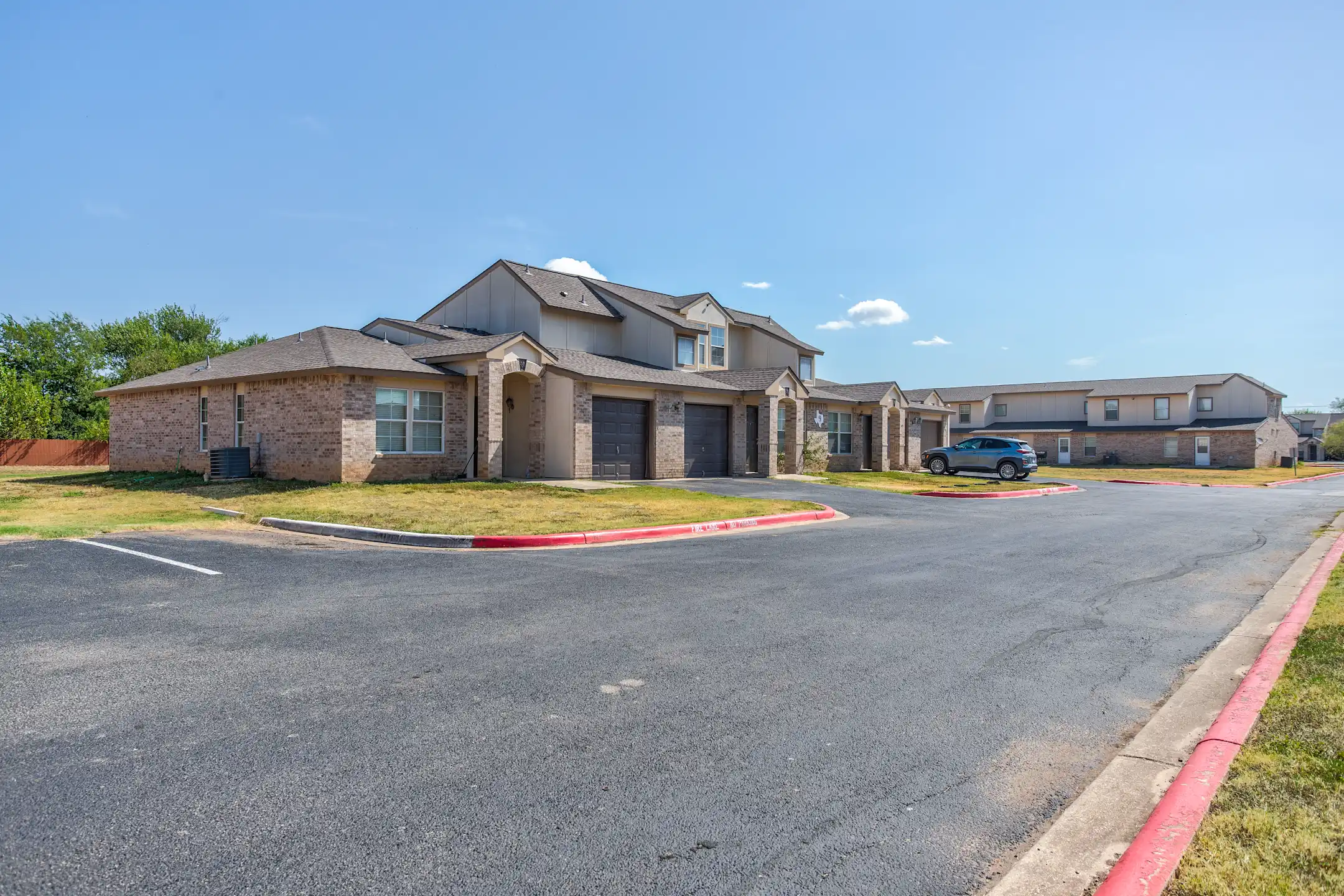 Tuscany Court Apartments Apartments Hondo, TX 78861