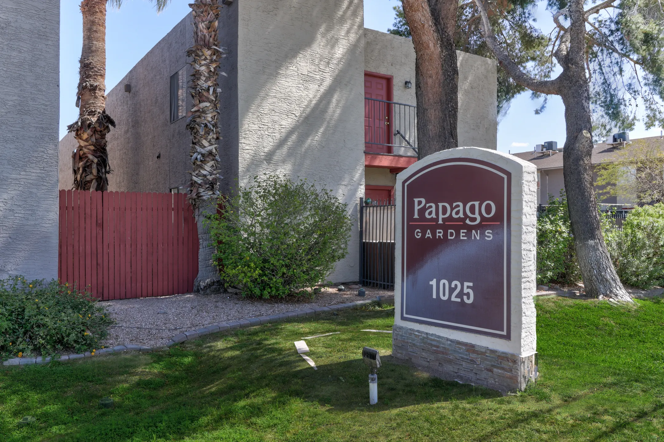 Community Signage - Papago Gardens - Phoenix, AZ