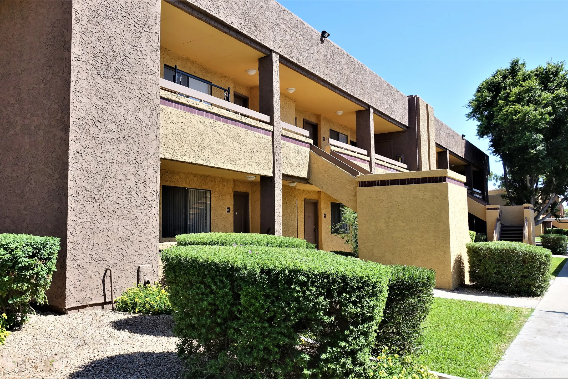 Avalon Hills Apartments - Phoenix, AZ 85053