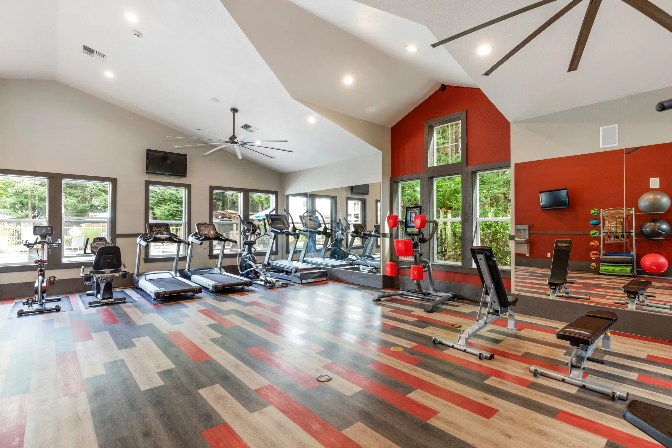 Fitness Weight Room - WildReed Apartments - Everett, WA
