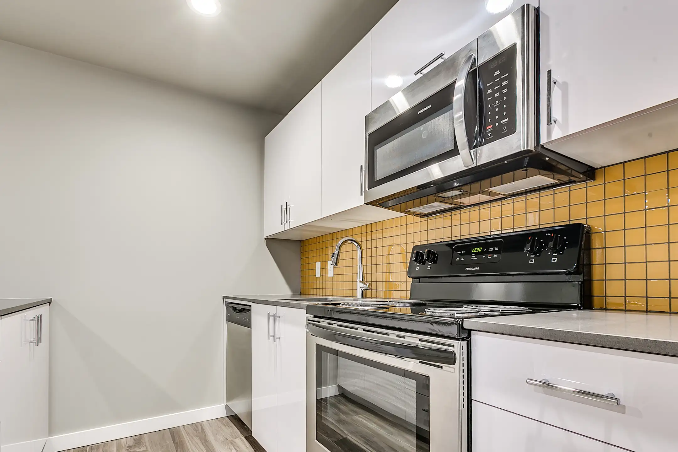 Kitchen - 2000 N Blackwelder - Oklahoma City, OK