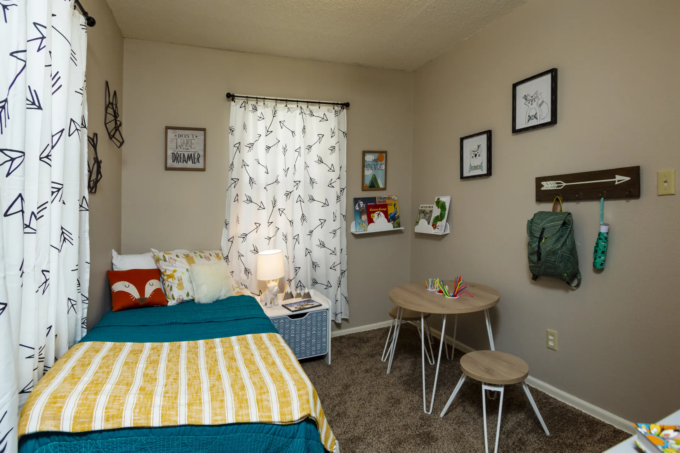 Bedroom - Pinecrest Village - Wichita, KS