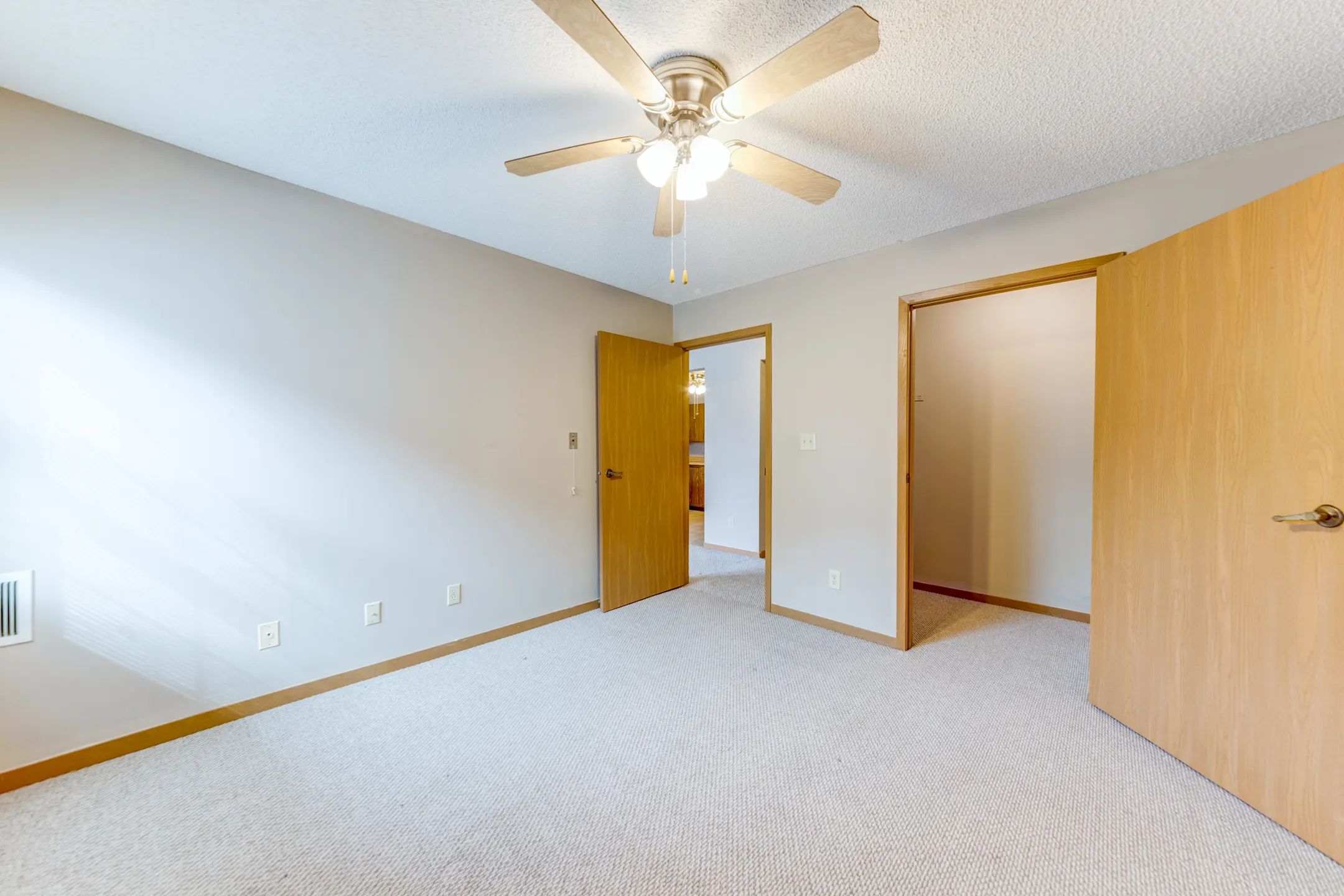 Village Apartments of Hillsboro Senior Apartments Hillsboro, IL 62049