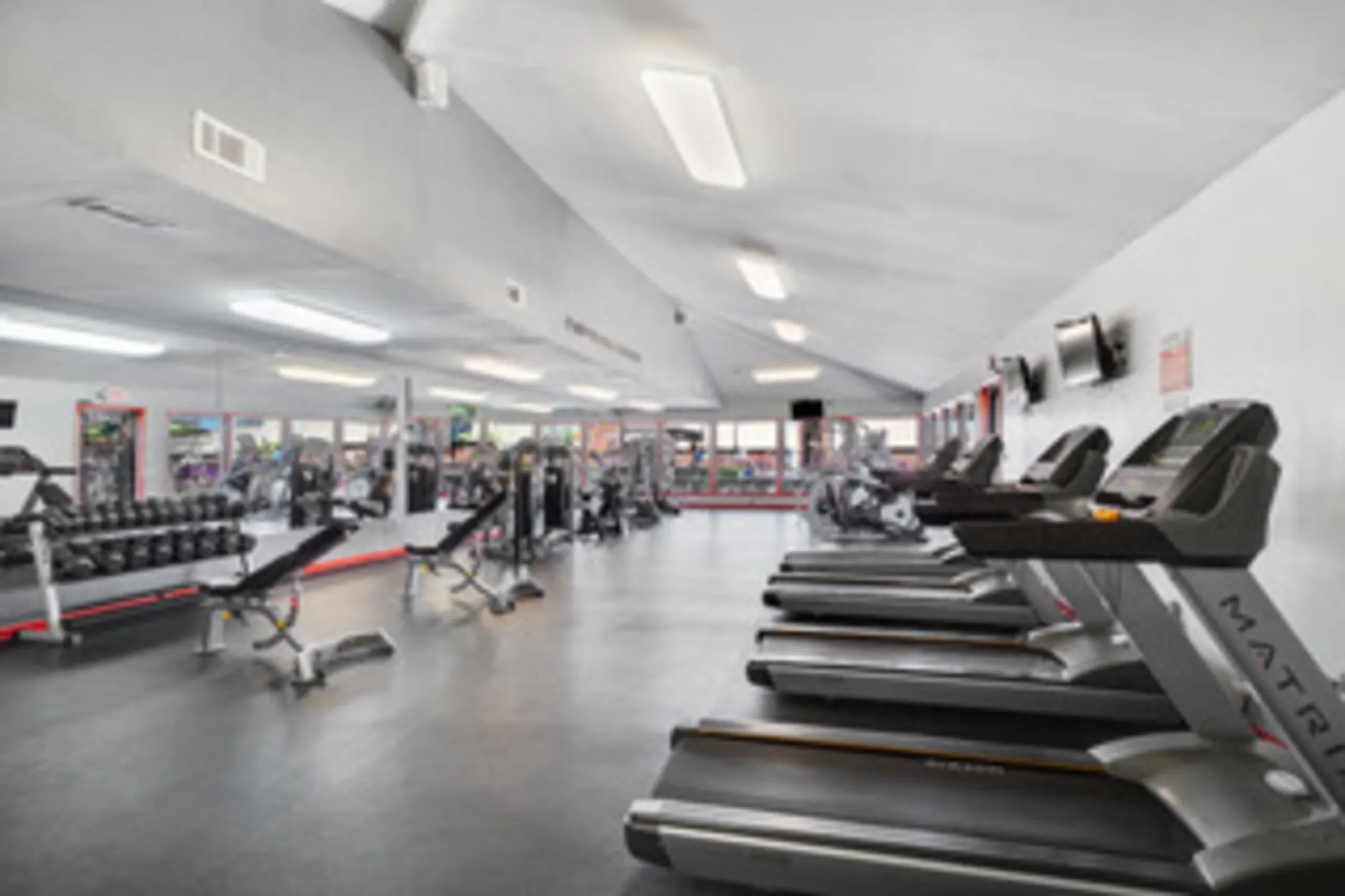 Fitness Weight Room - Emerald Pointe - Harvey, LA
