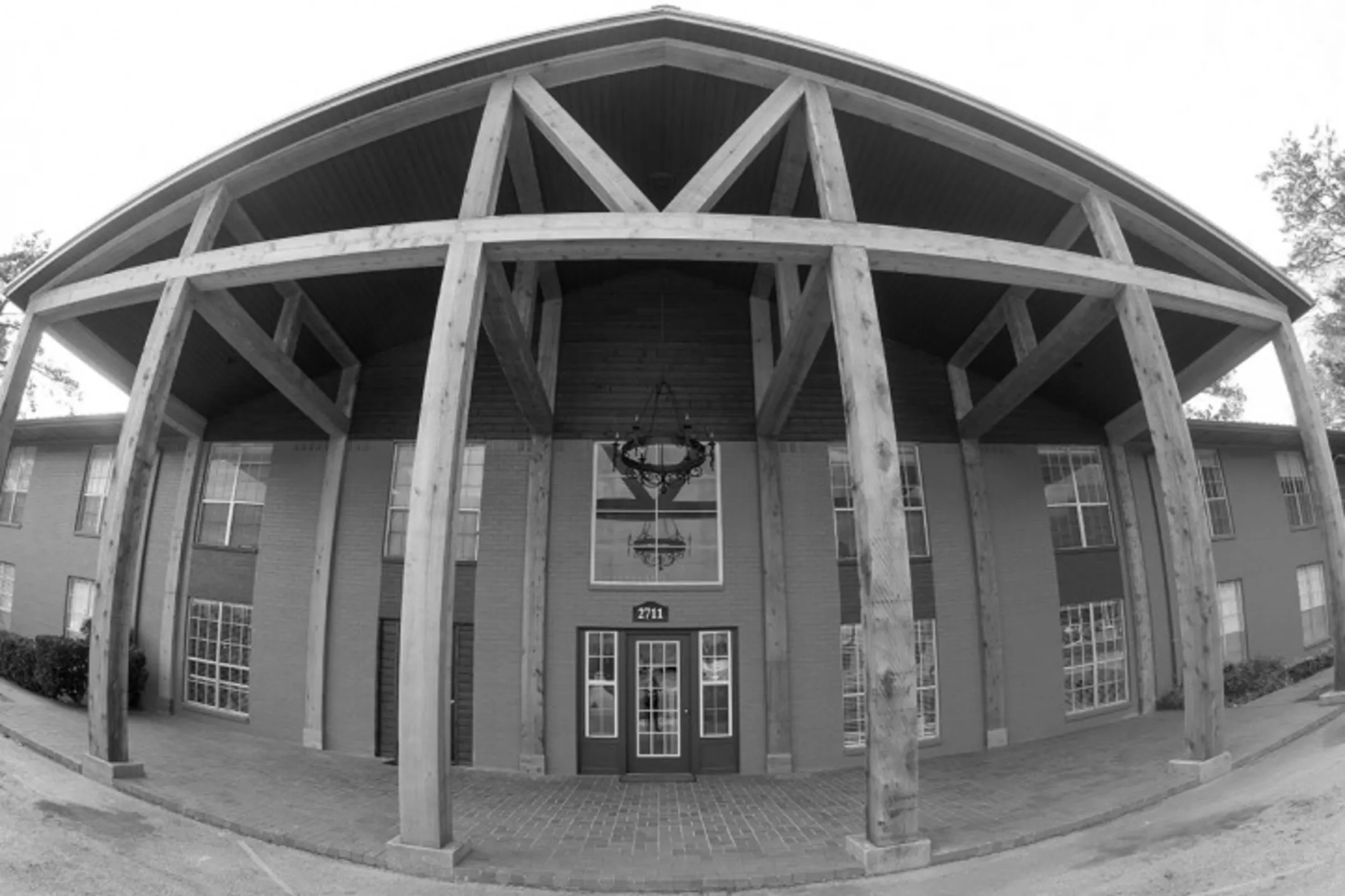 The Lodge on Broadway 2713 S Broadway Ave Tyler, TX Apartments for