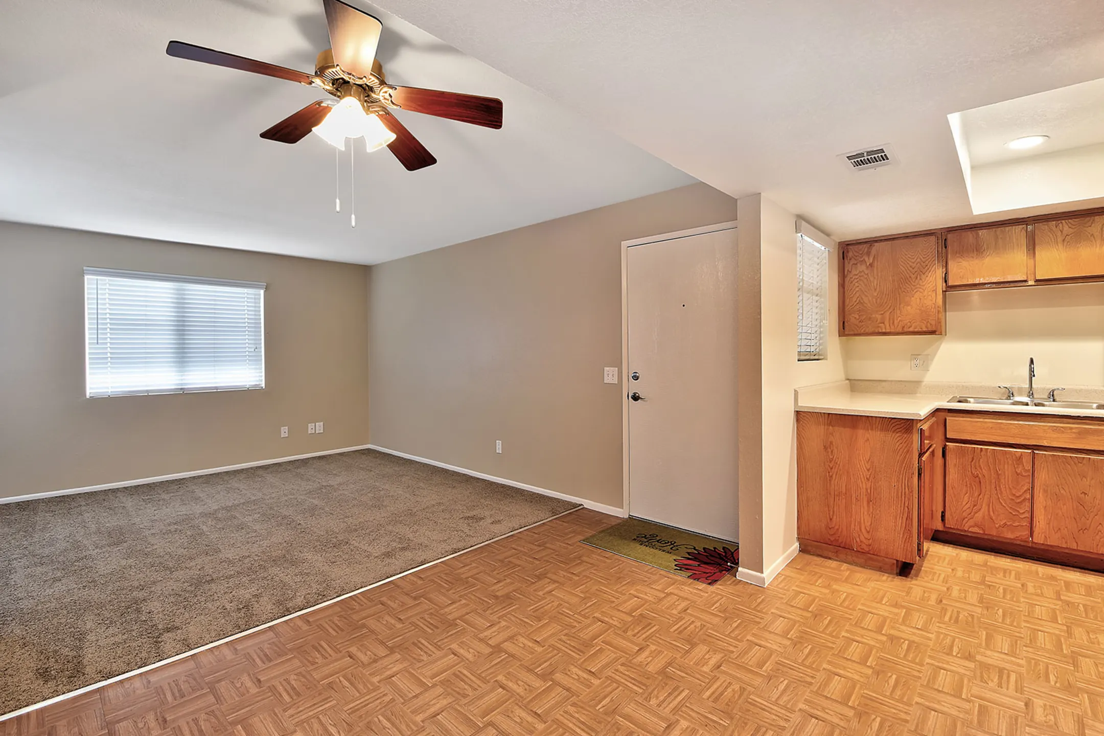 Windwood Apartment Homes 1120 W Linden St Riverside, CA Apartments for Rent Rent.