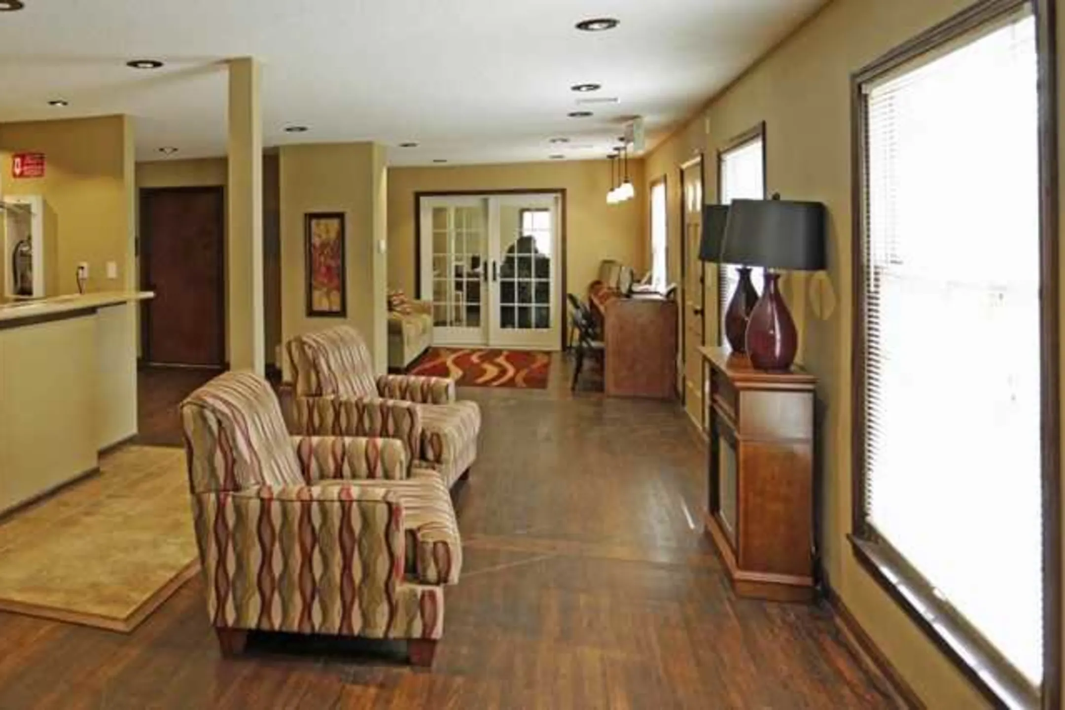 Living Room - The Residences at Linwood - Wichita, KS