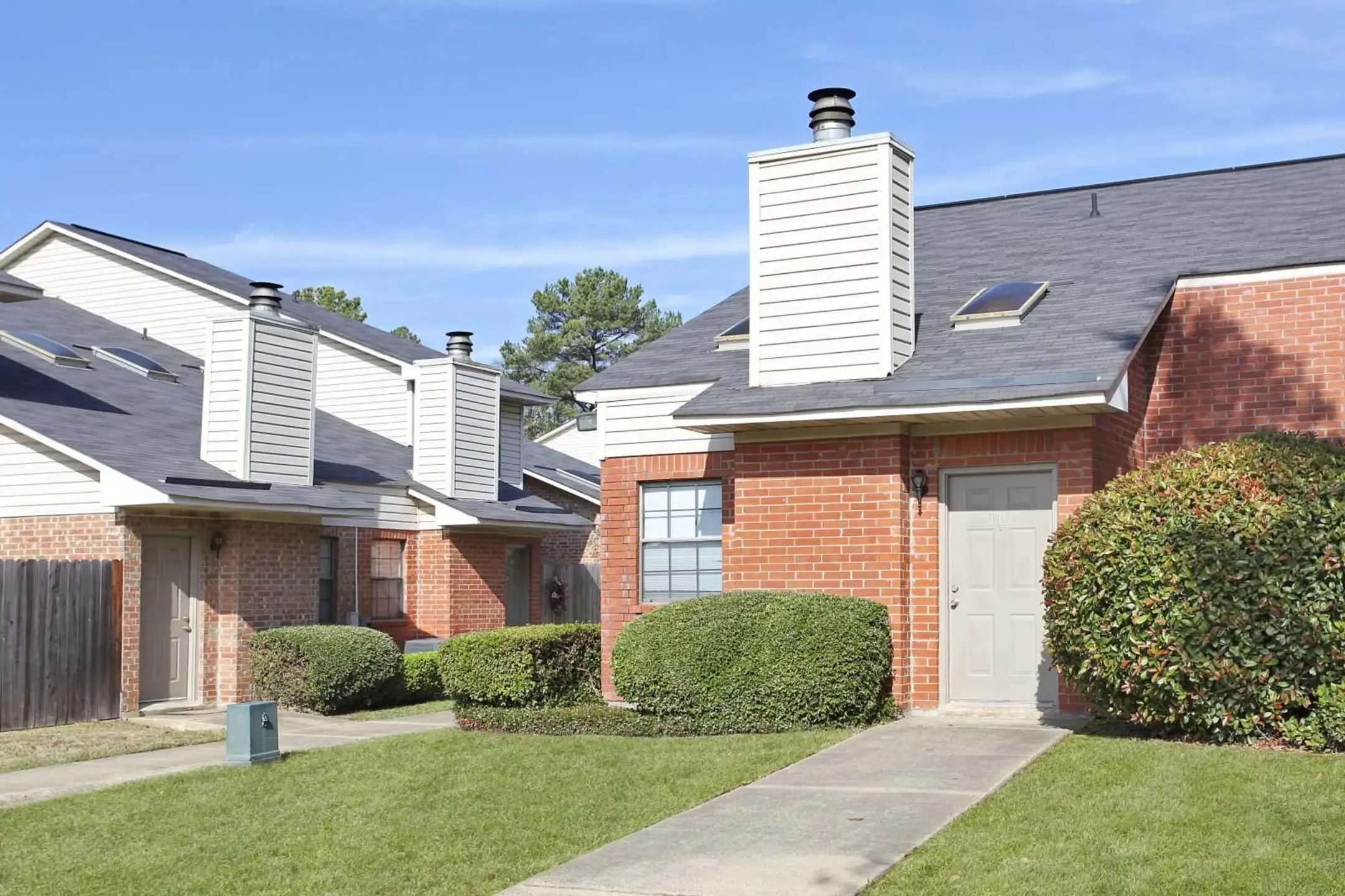 Building - The Arbors - Shreveport, LA