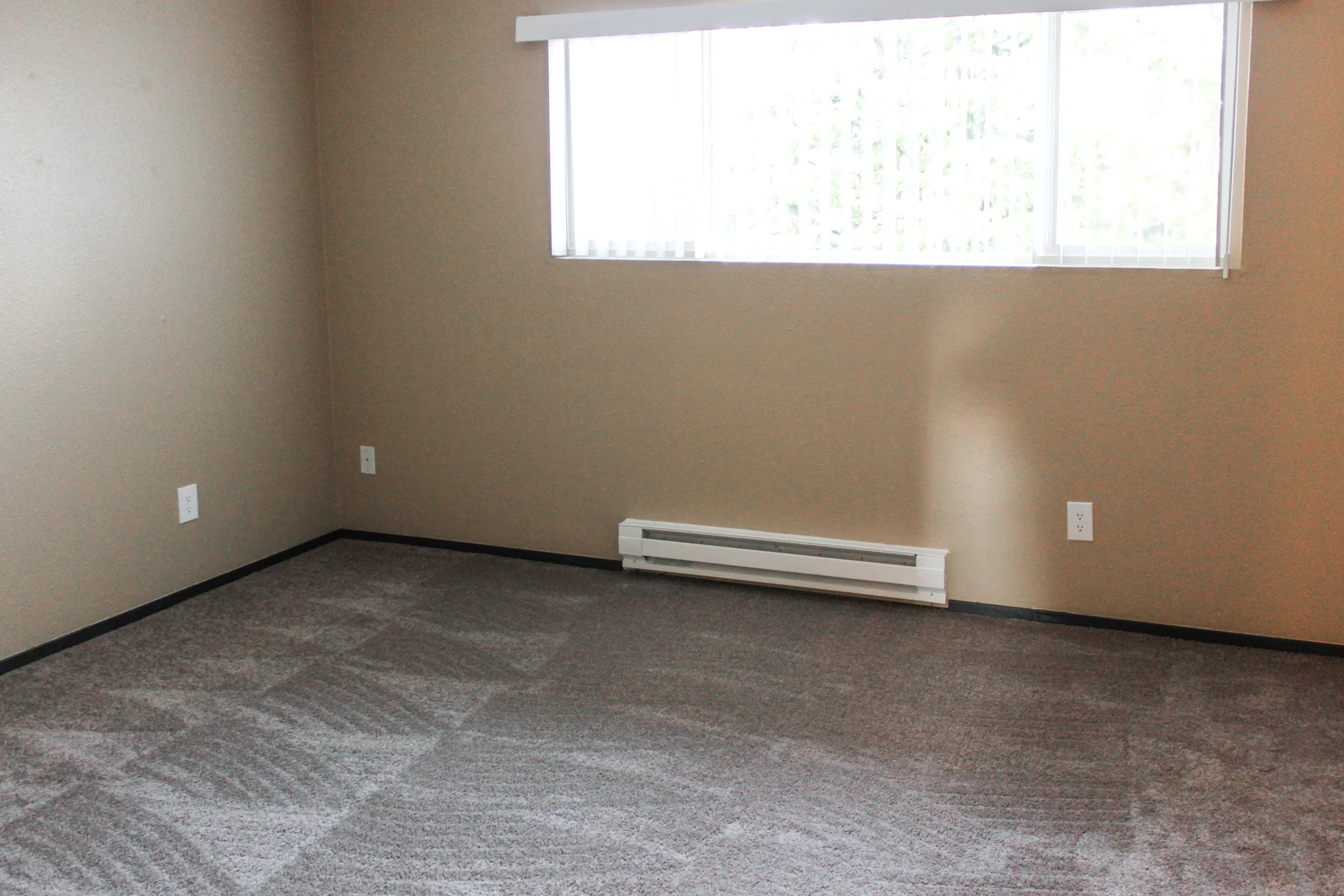 The Terrace Apartments 13705 56th Ave S Tukwila, WA Apartments for