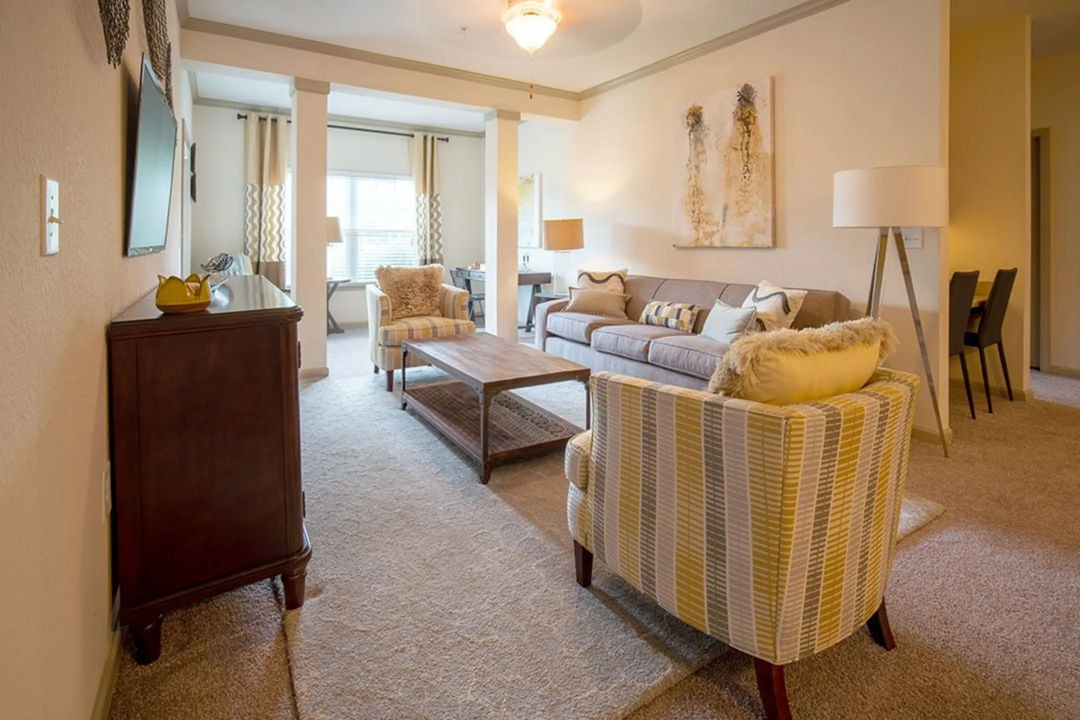 Living Room - Lullwater at Riverwood Luxury Apartment Homes - Evans, GA