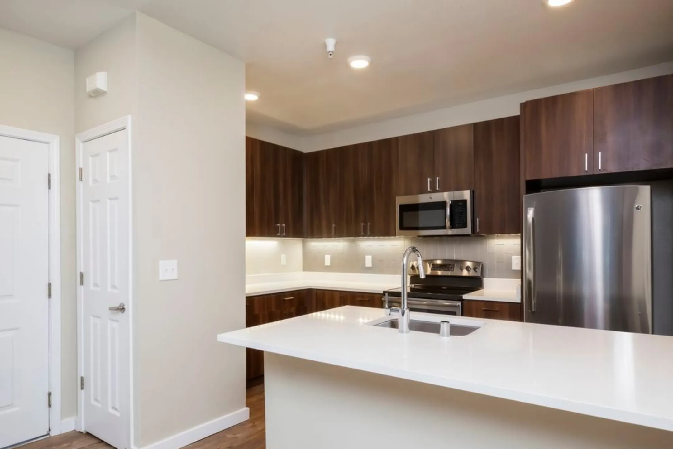 Avalon Walnut Ridge Apartments Walnut Creek, CA 94597