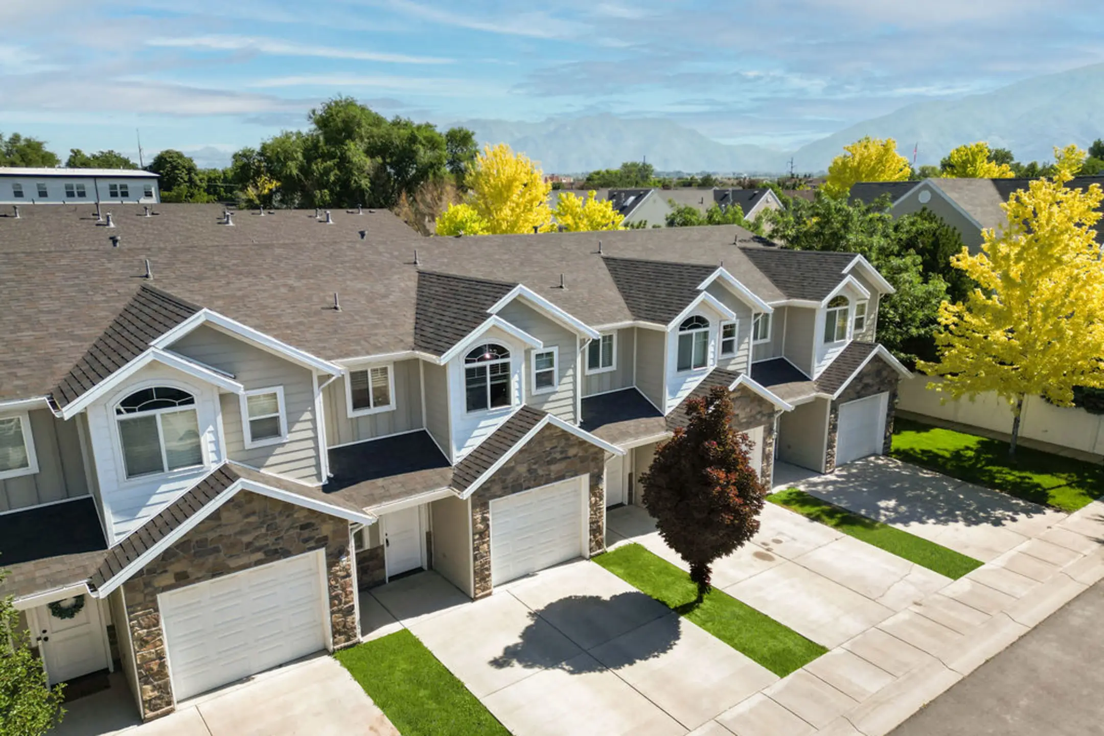 Angels Landing Townhomes 925 N Angel St Layton, UT Townhomes for