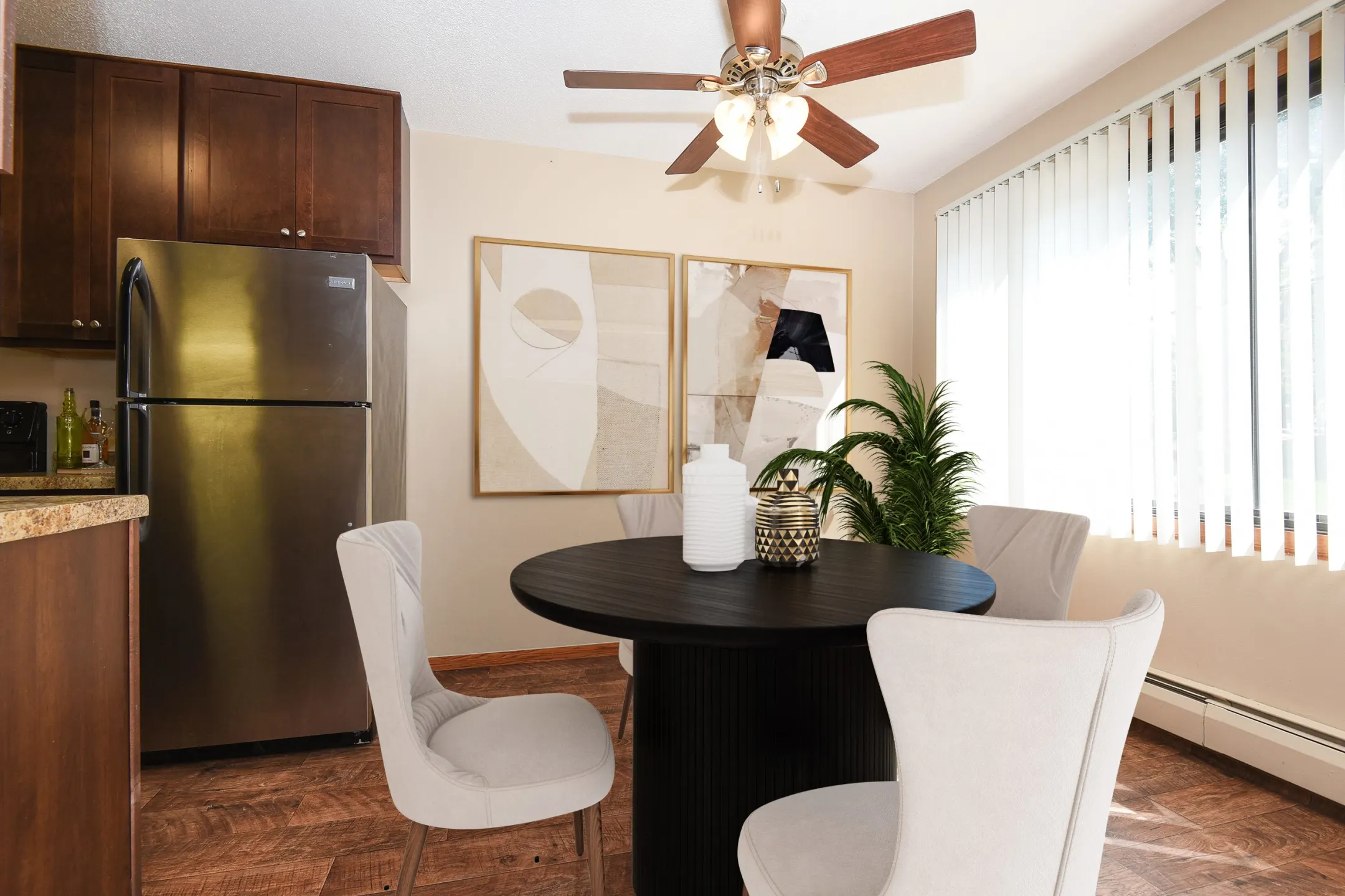 Dining Room - The Edge Of Uptown Apartments - Saint Louis Park, MN
