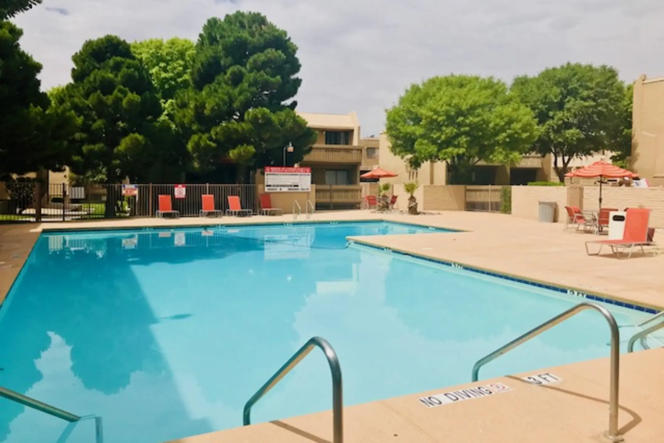 Pool - La Estancia - El Paso, TX