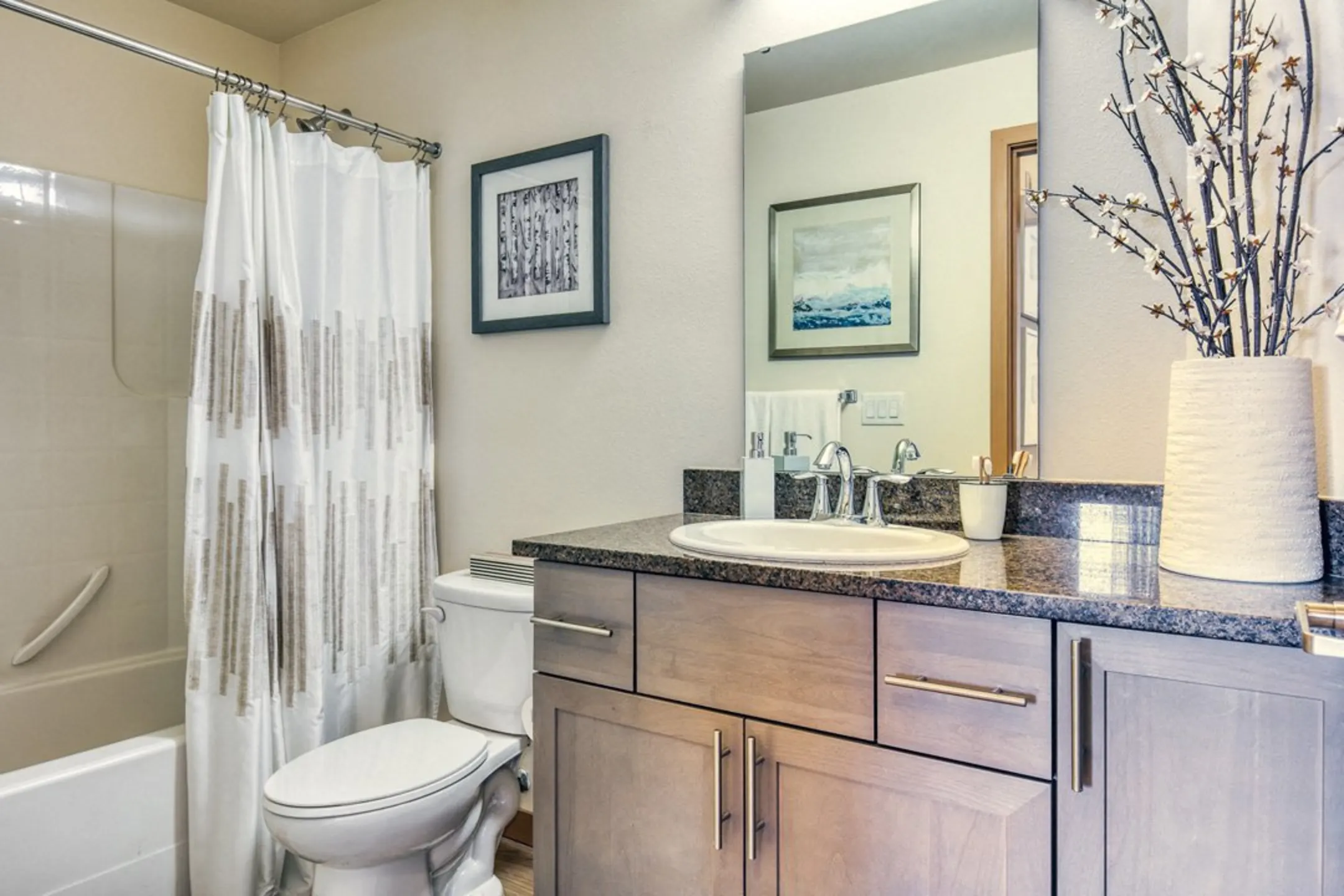 The Villas at Beardslee Apartments Bothell, WA 98011