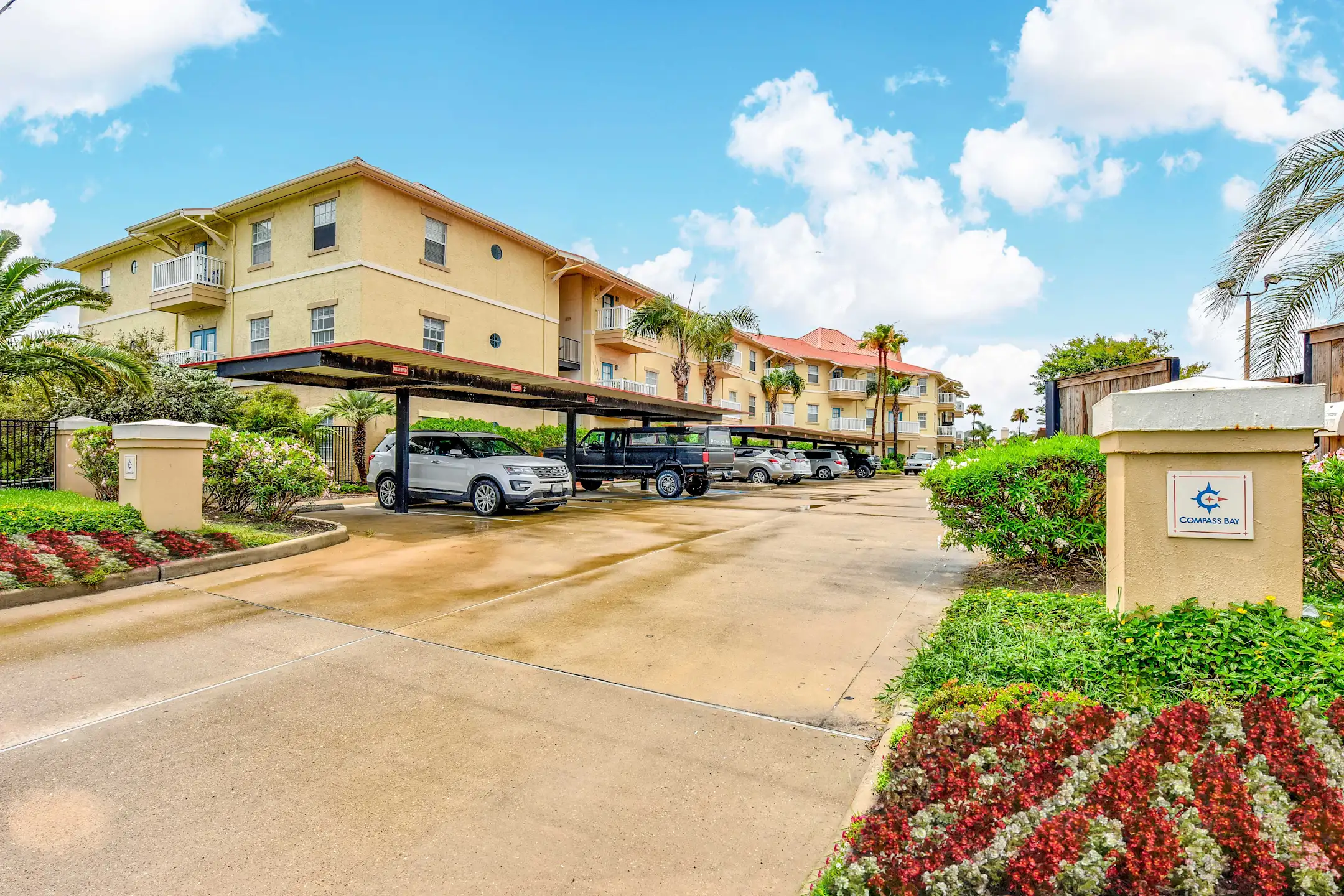 Building - Compass Bay Apartments and Marina - Corpus Christi, TX