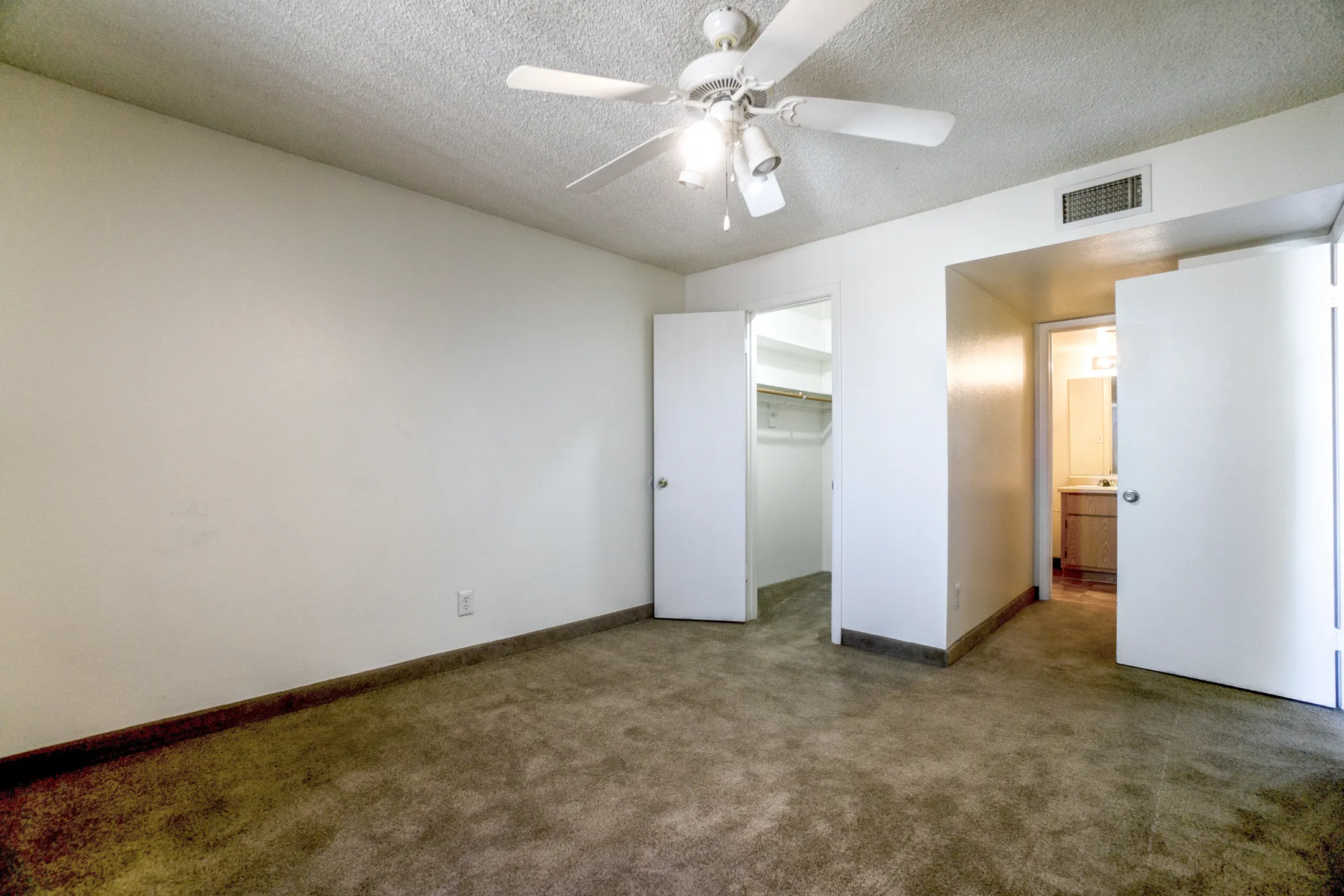 Boulder Creek - 915 N 52nd St | Phoenix, AZ Apartments for Rent | Rent.