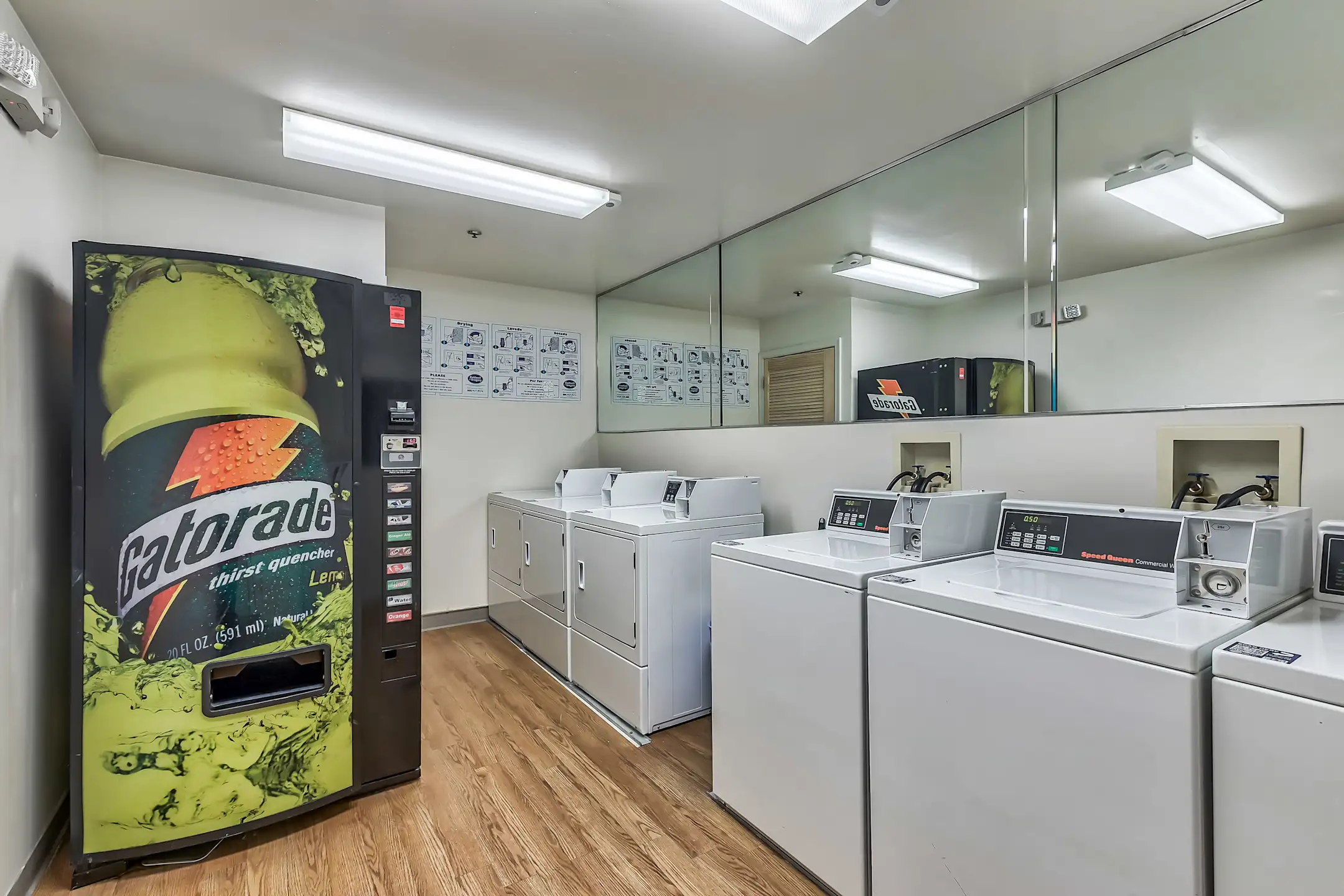 Thames Point Apartments Baltimore, MD 21231