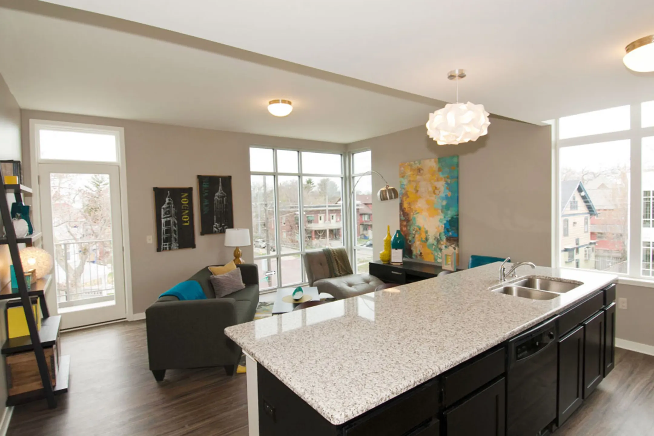 Eastown Flats 1400 Wealthy St SE Grand Rapids, MI Apartments for