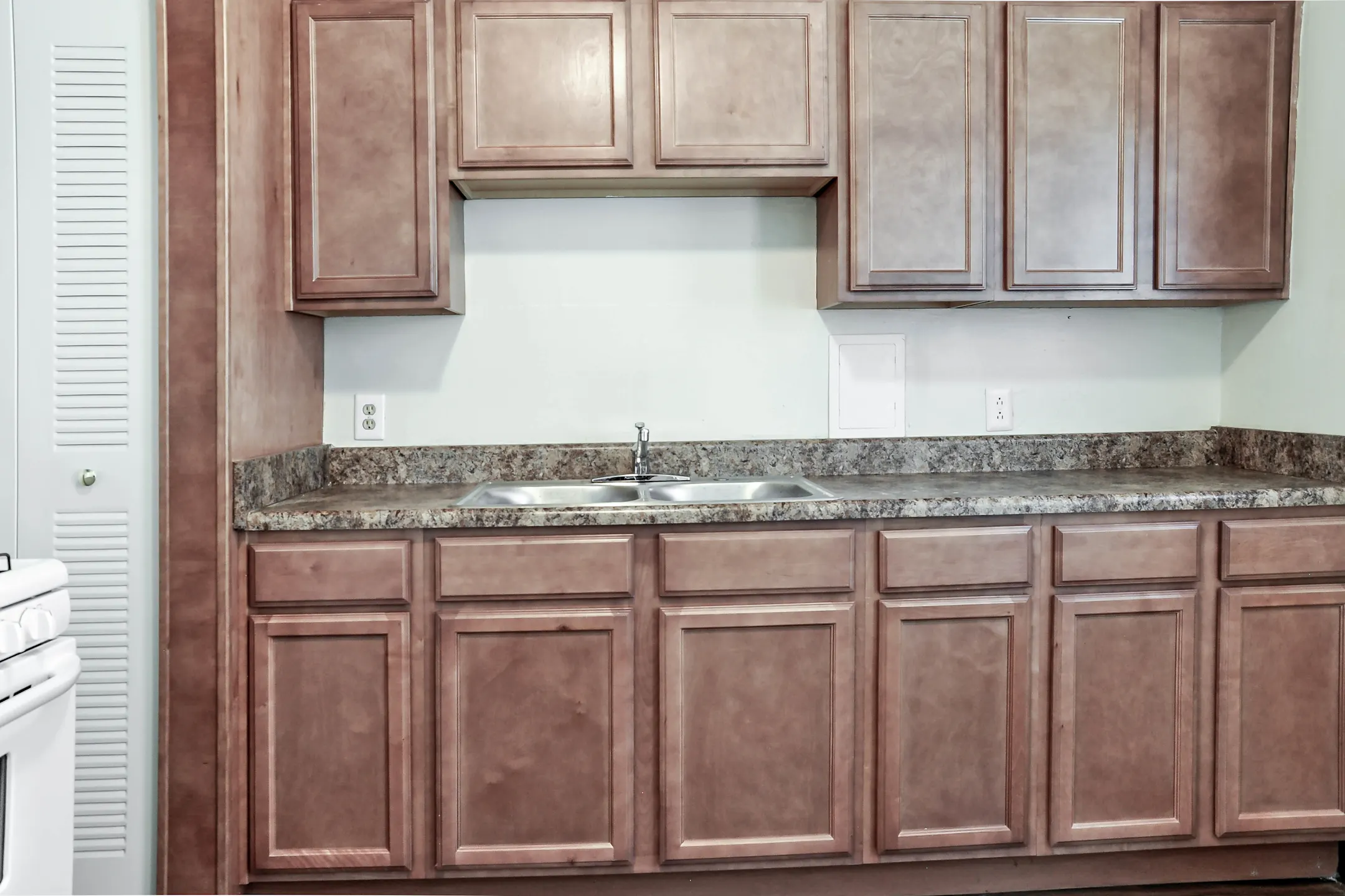 Ingleside Square Apartments 3515 Gatling Ave Norfolk, VA Apartments