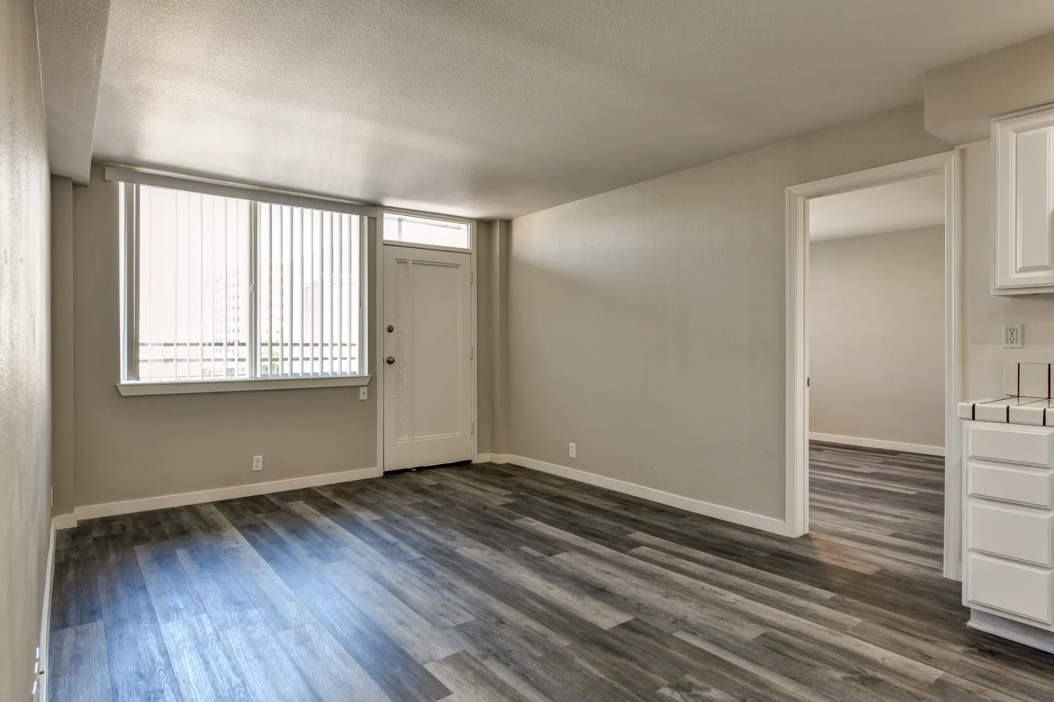 Living Room - West Street Flats - Reno, NV