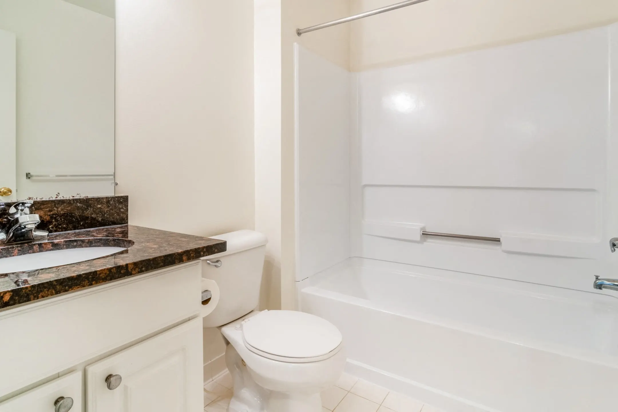 Bathroom - Central Park Estates - Novi, MI