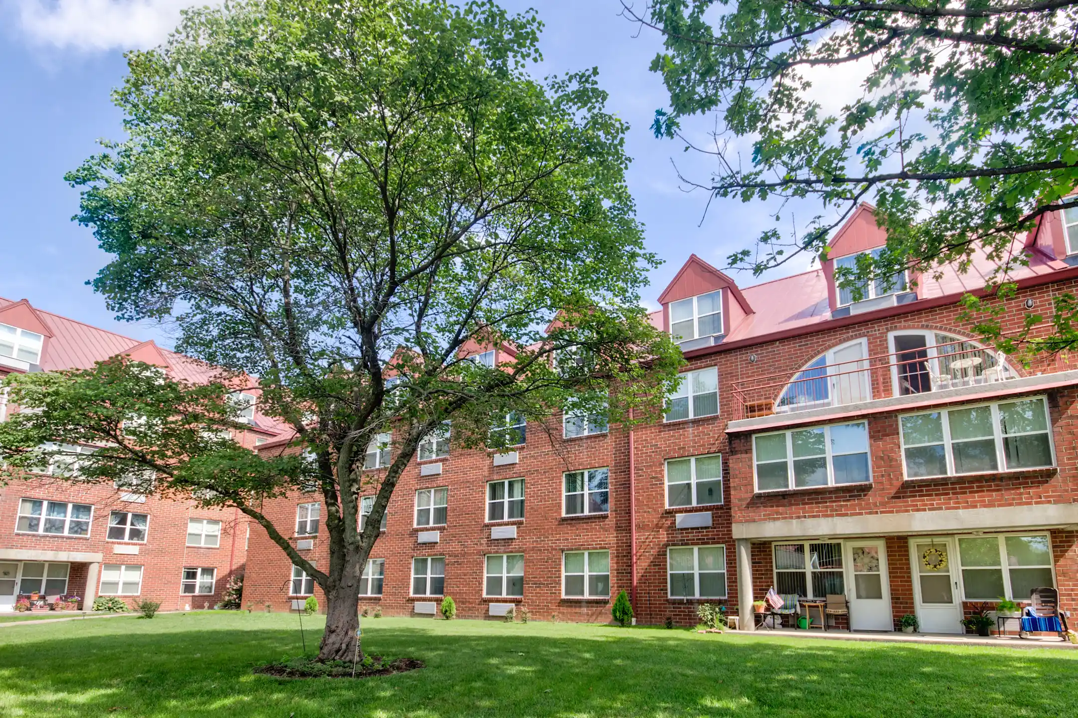 Independence Square Apartments Evansville, IN 47710