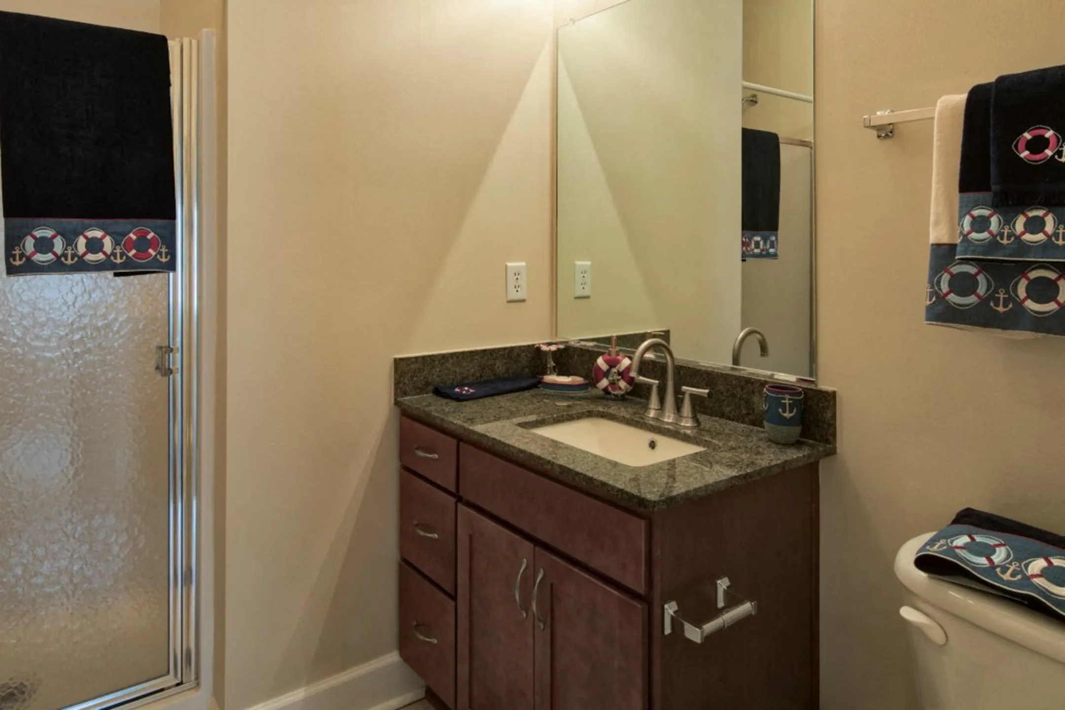 The Crossings At Red Mill 2160 Mill Crossing Dr Virginia Beach, VA Apartments for Rent Rent.