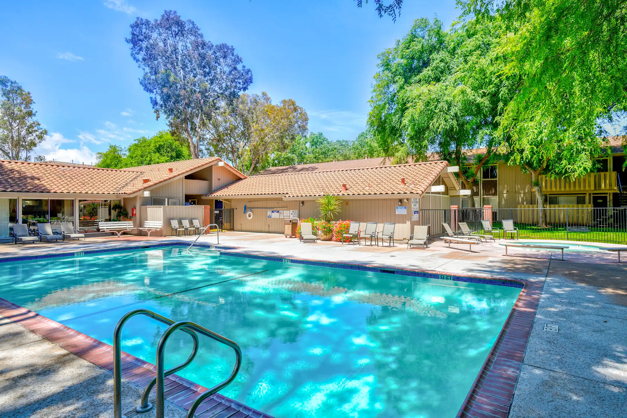 Almaden Terrace Apartments San Jose, CA 95125