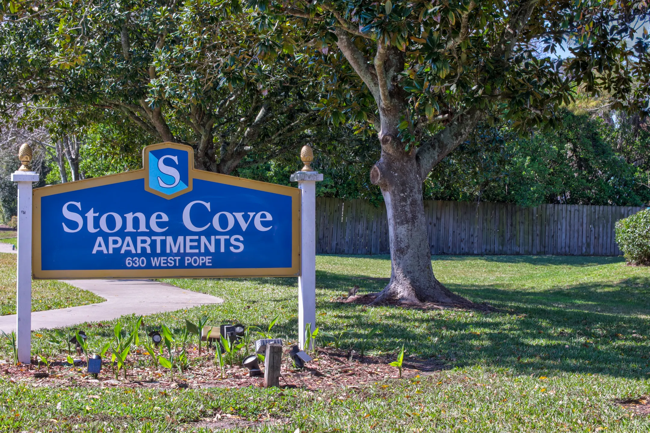 Community Signage - Stone Cove Apartments - Saint Augustine, FL
