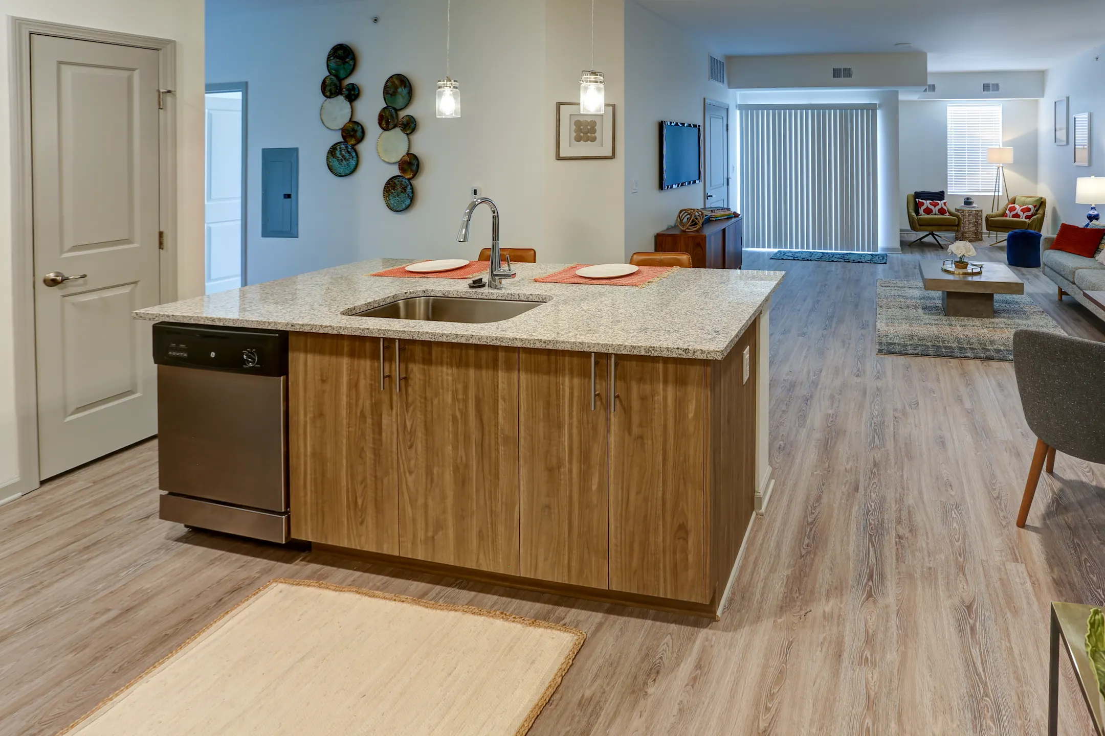 Winding Creek Apartments & Townhomes Apartments ster, NY 14580