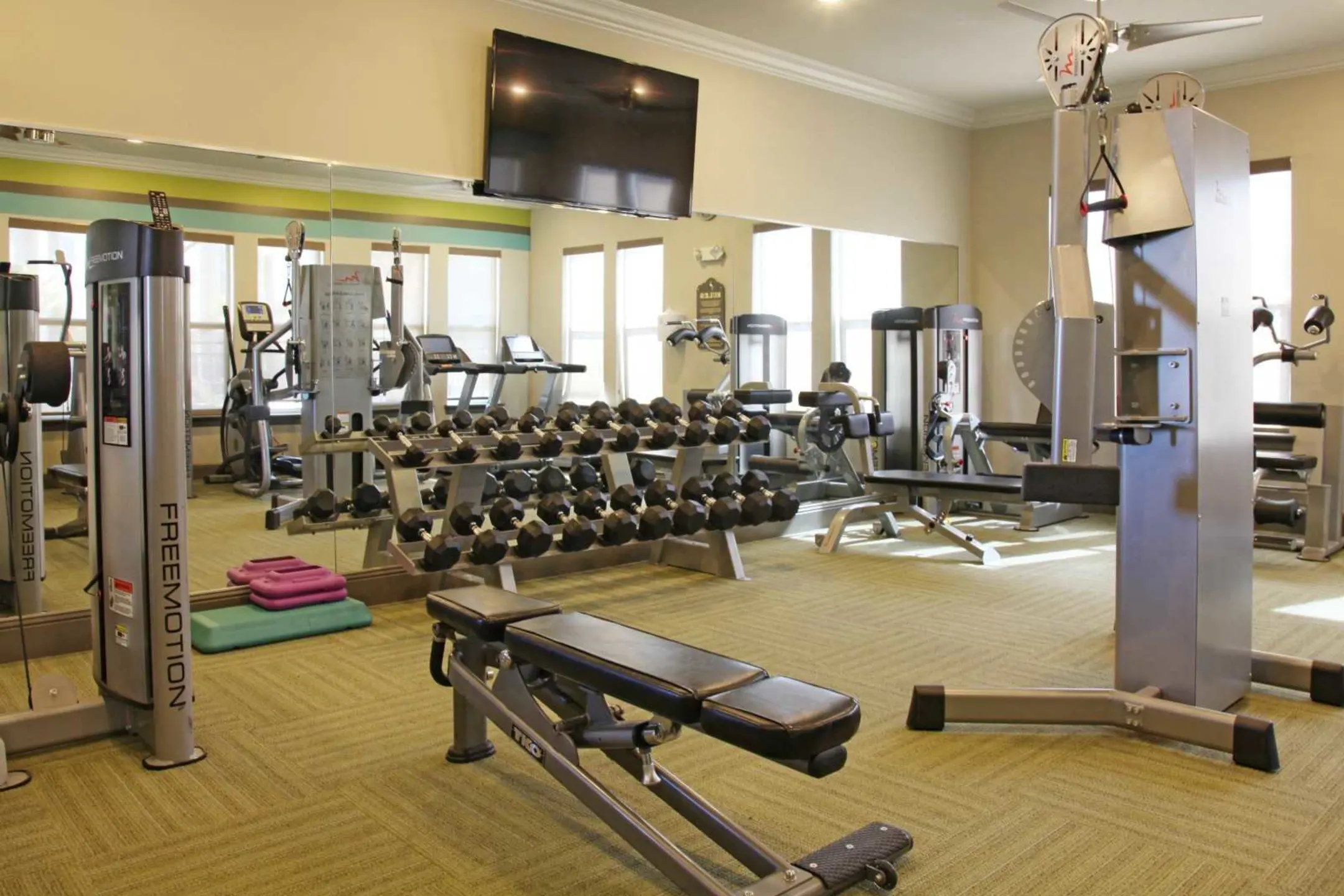 Fitness Weight Room - Le Rivage - Bossier City, LA