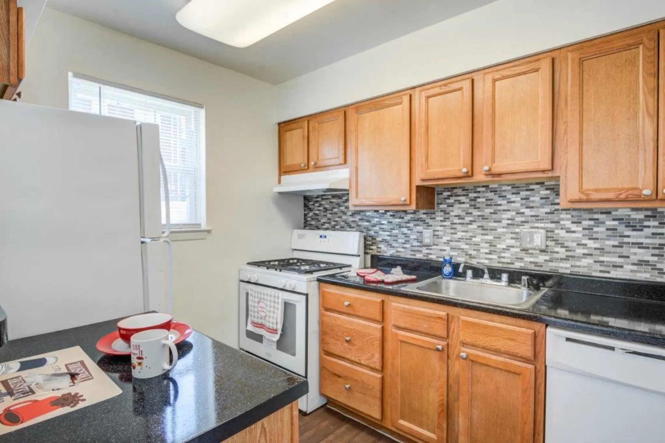 Arbors at Edenbridge Apartment Homes 8309 Arbor Station Way