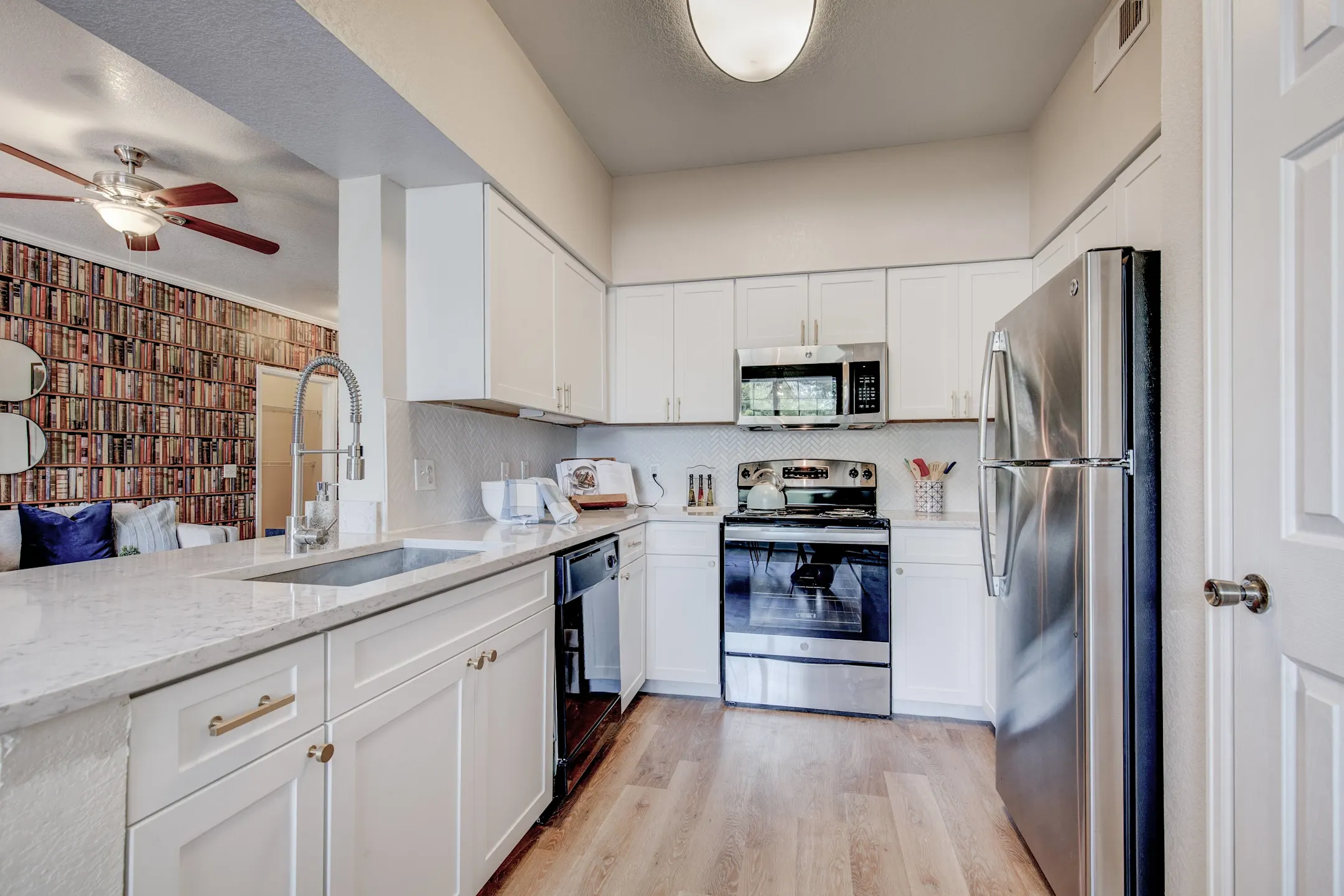 Westcliff 9820 Westcliff Pkwy Westminster, CO Apartments for Rent