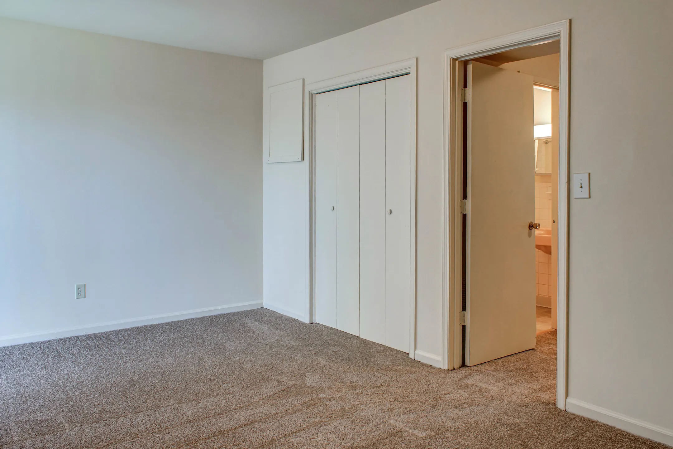 Arbors Blacksburg Apartments Blacksburg, VA 24060