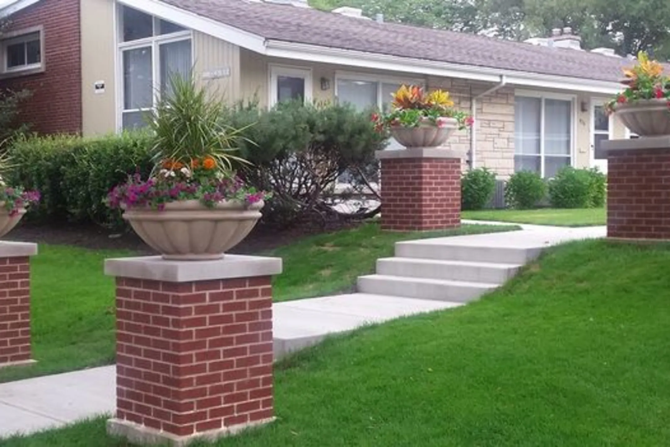 422444 Ridge Wilmette, IL Townhomes for Rent Rent.