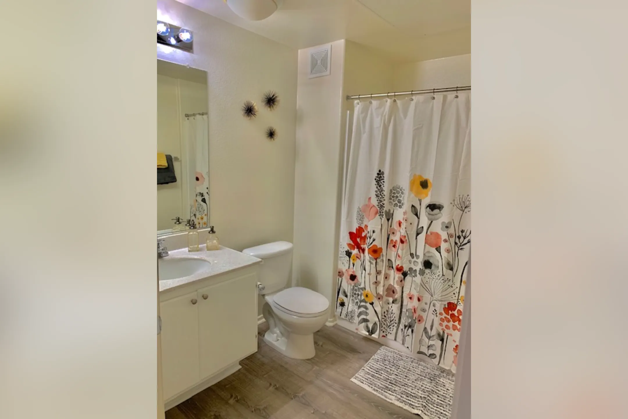 Bathroom - Silverhawk Apartment Homes at La Quinta - La Quinta, CA