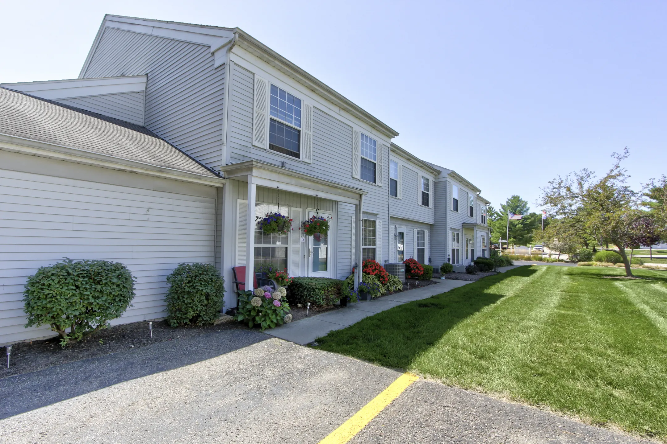 Windsor Park Estates Apartments - Copley, OH 44321