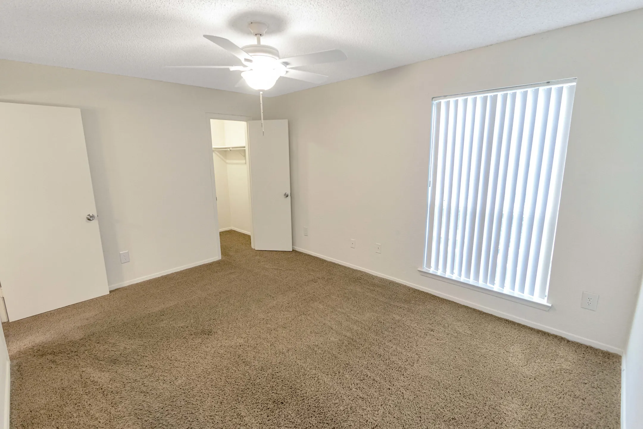 Oaks at Duck Creek Apartments Garland, TX 75043