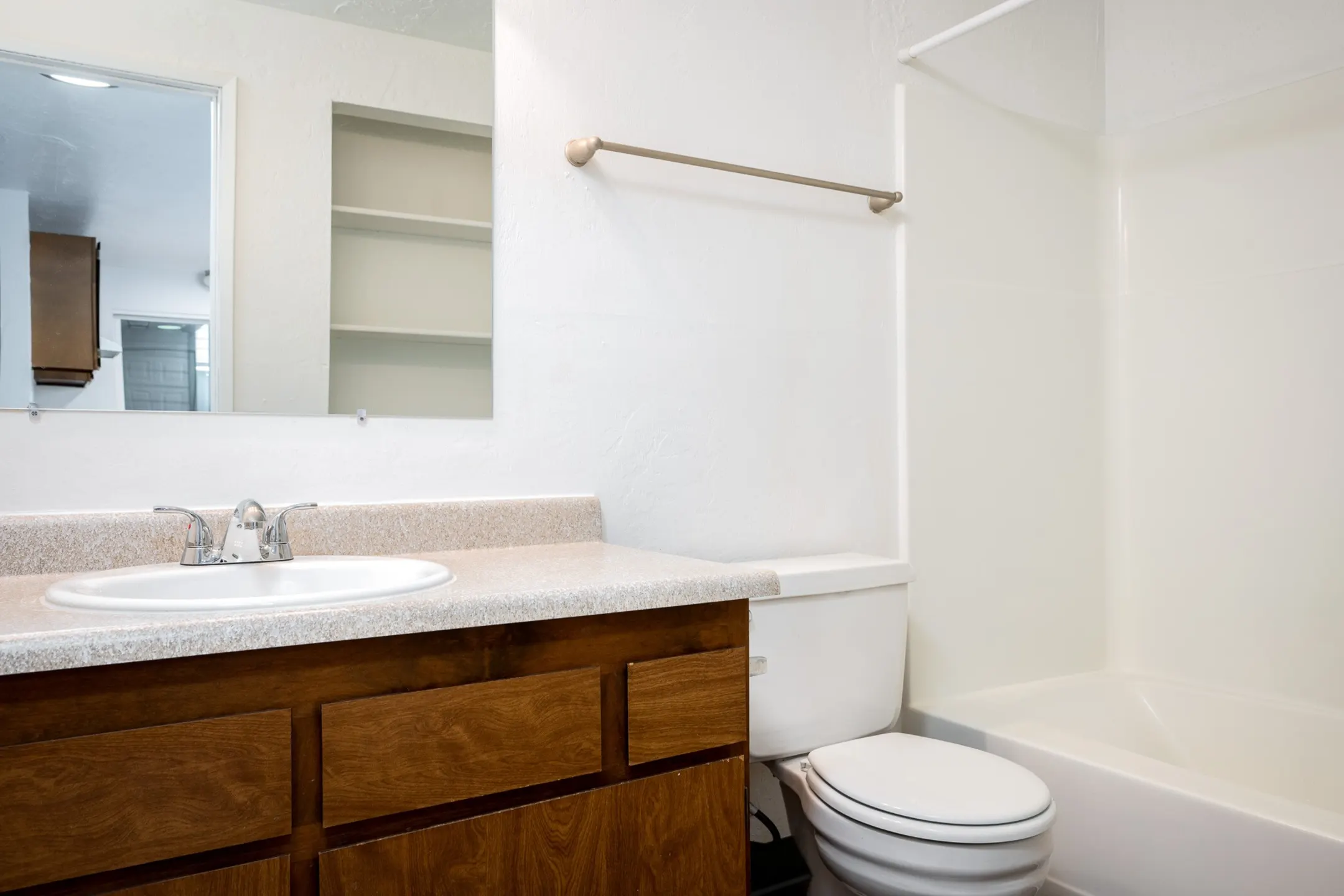 Broadway Center Apartments Eugene, OR 97401