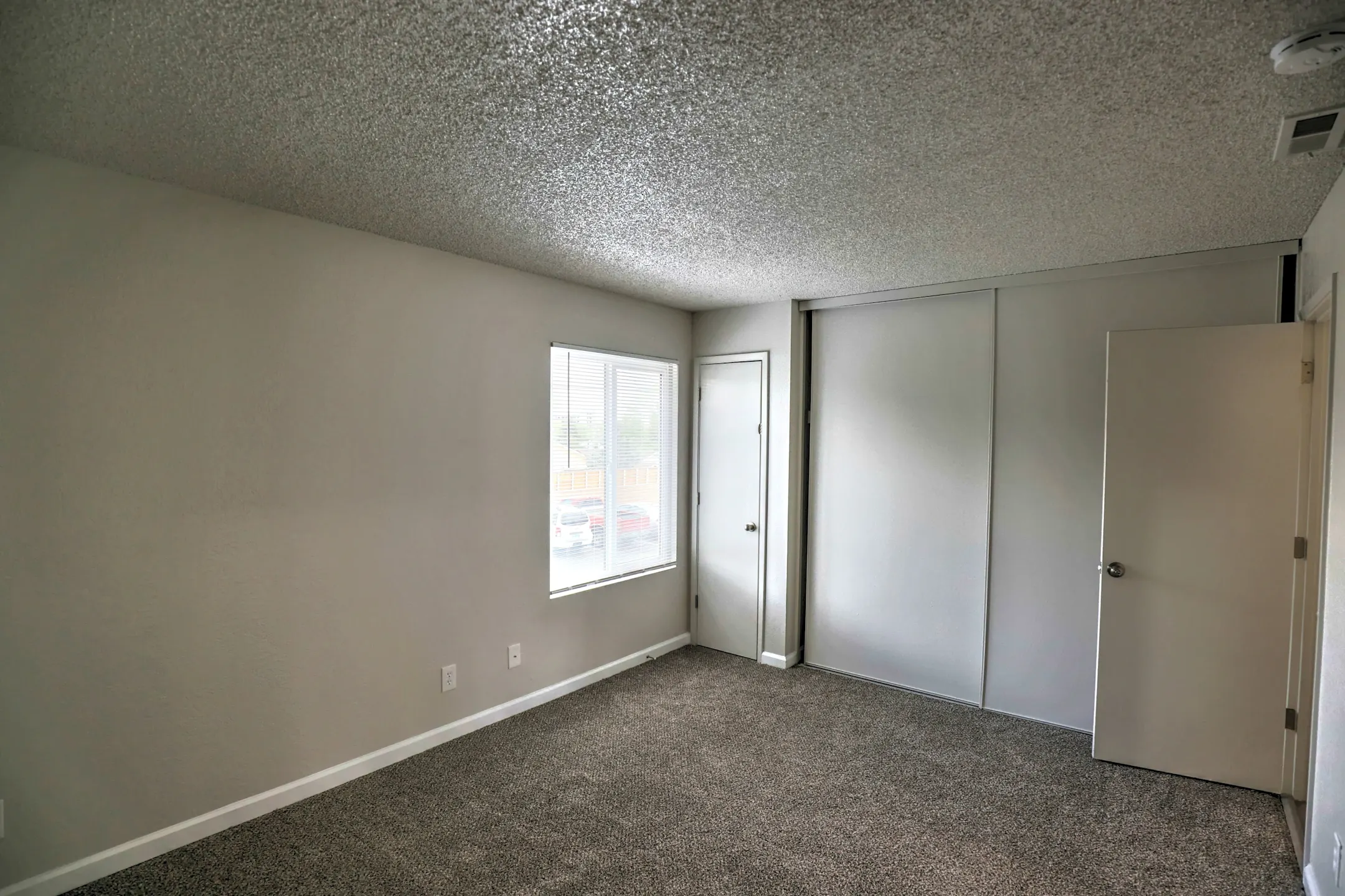 Bedroom - Kirman Garden - Reno, NV