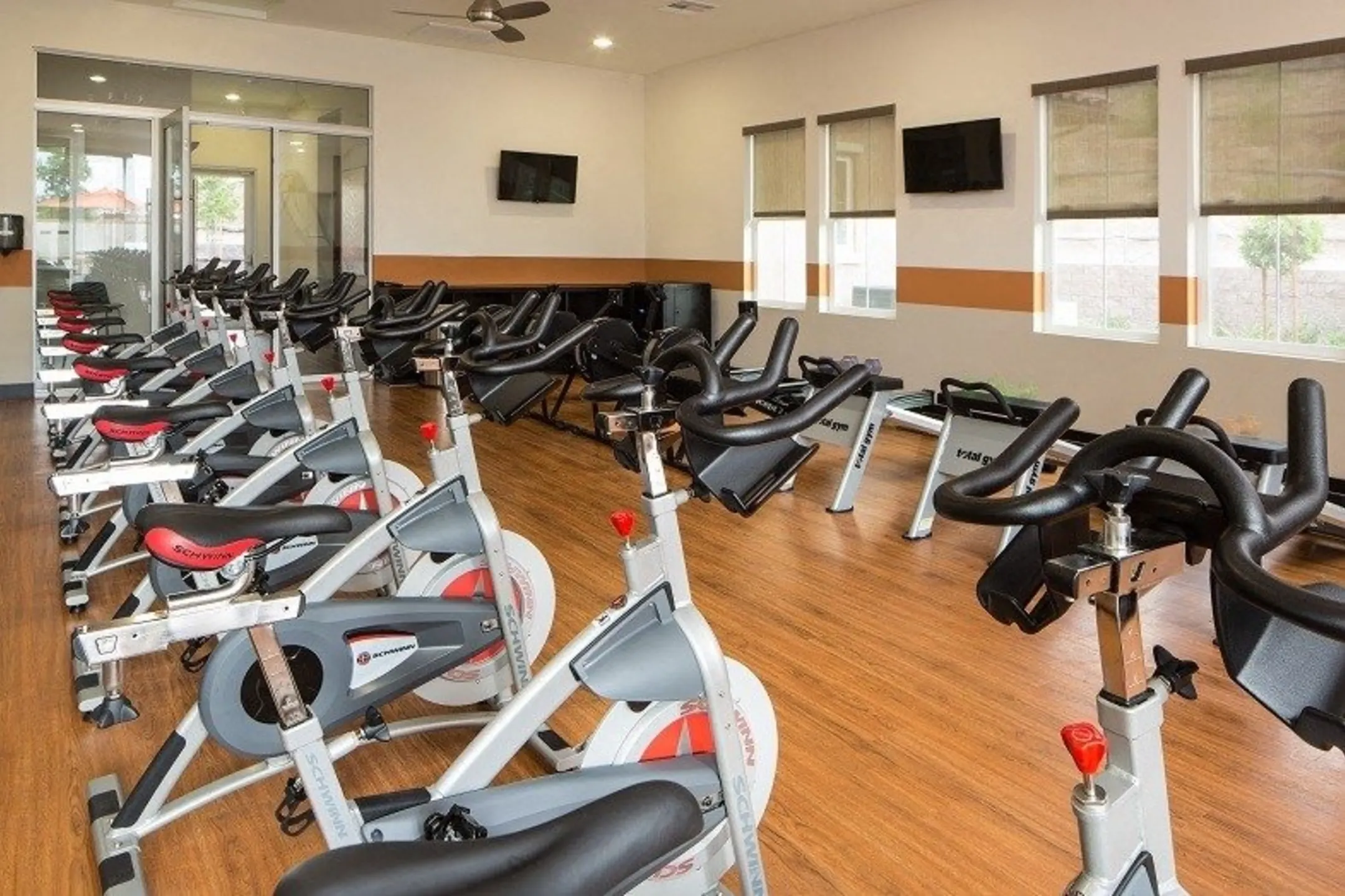 Fitness Weight Room - CasaLago Eastlake - Chula Vista, CA