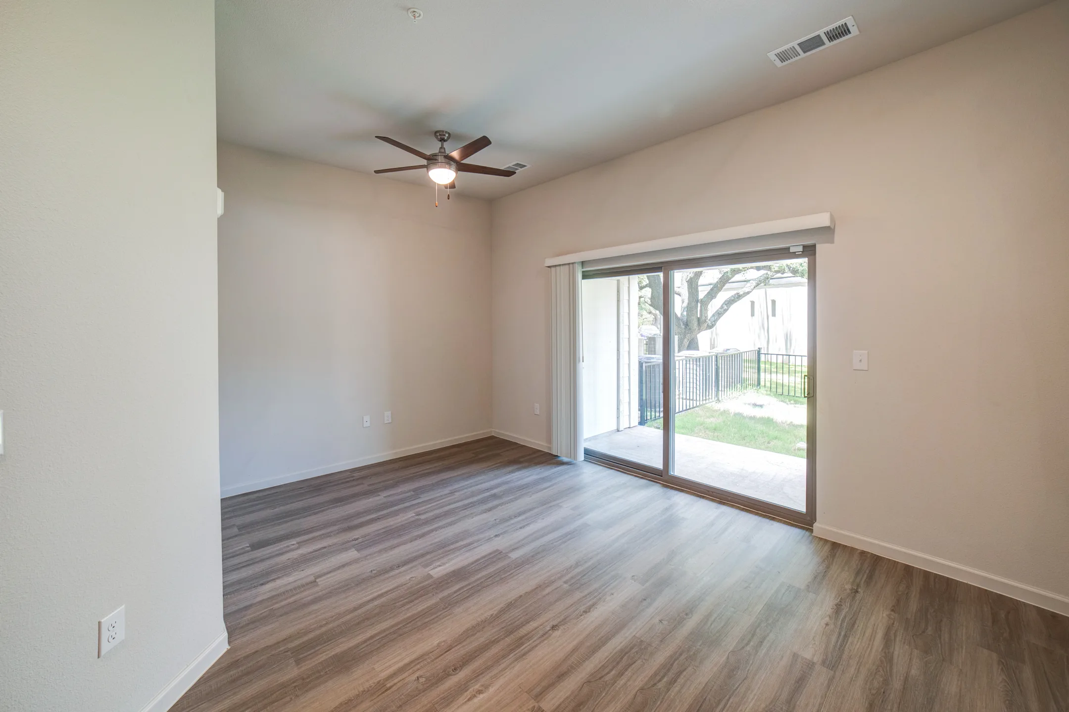 Avery Ranch 9225 N Lake Creek Pkwy Austin, TX Apartments for Rent
