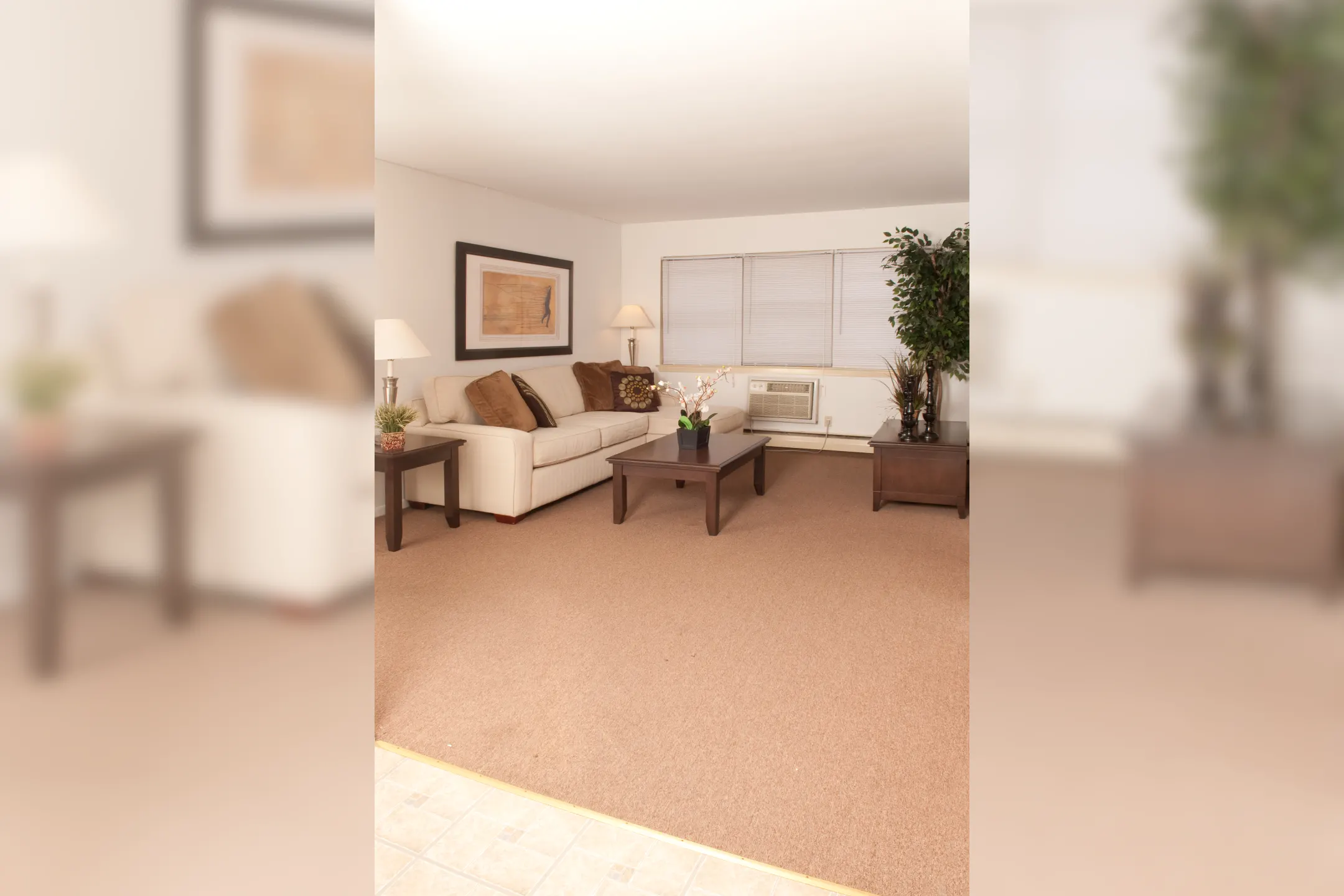 Living Room - Lynn York Apartments - Irvington, NJ