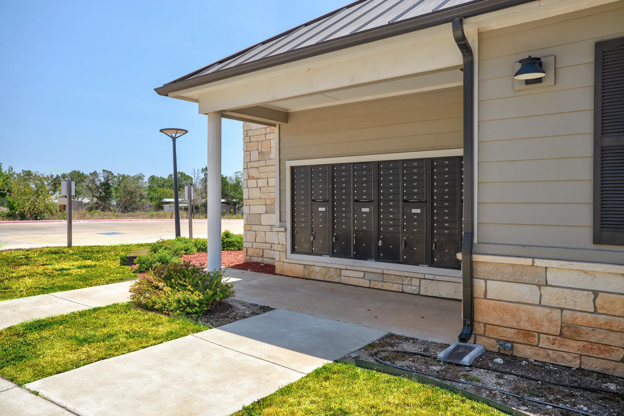 Western Springs Apartments Dripping Springs, TX 78620