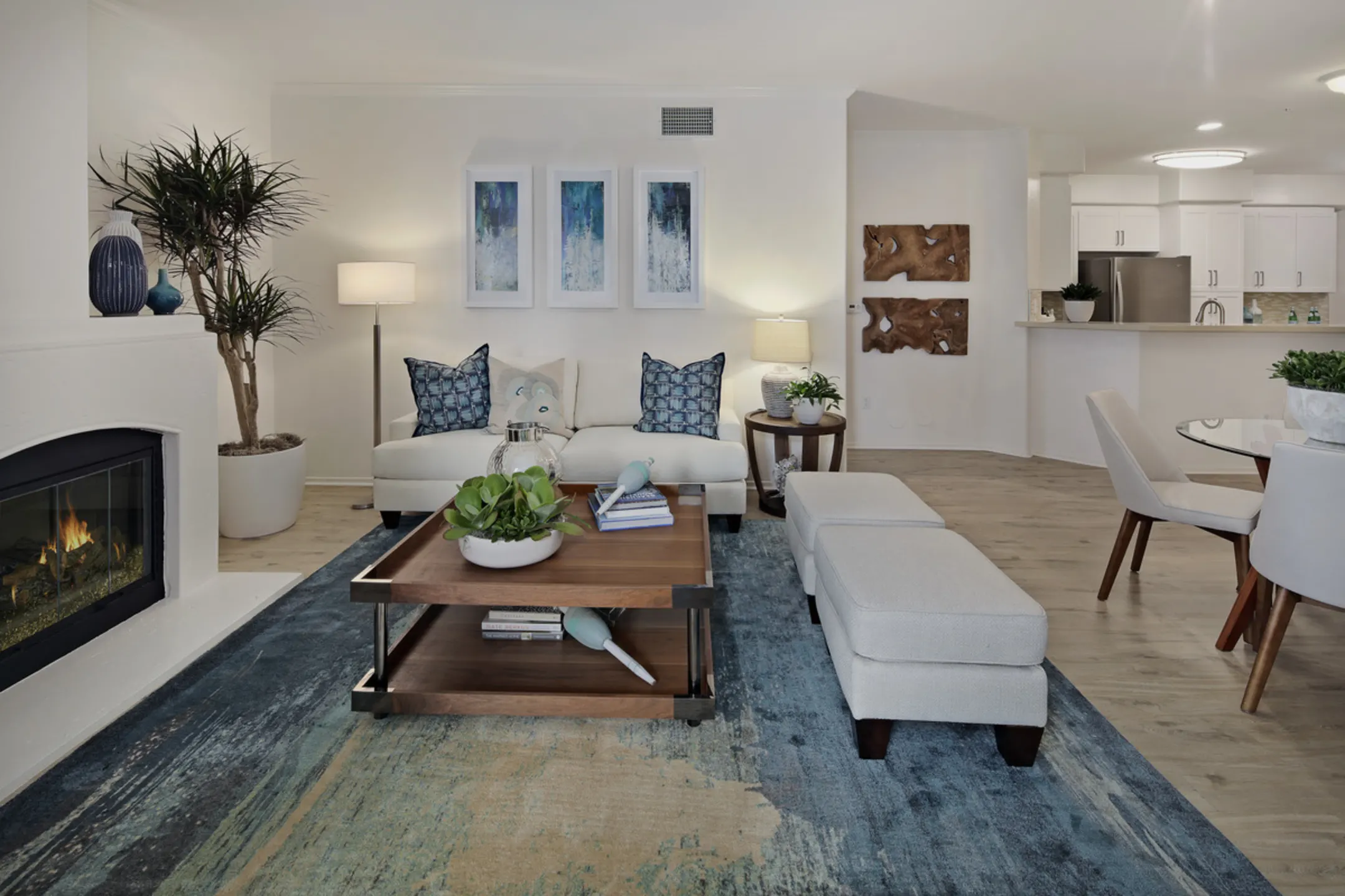 Living Room - Torrey Villas - San Diego, CA