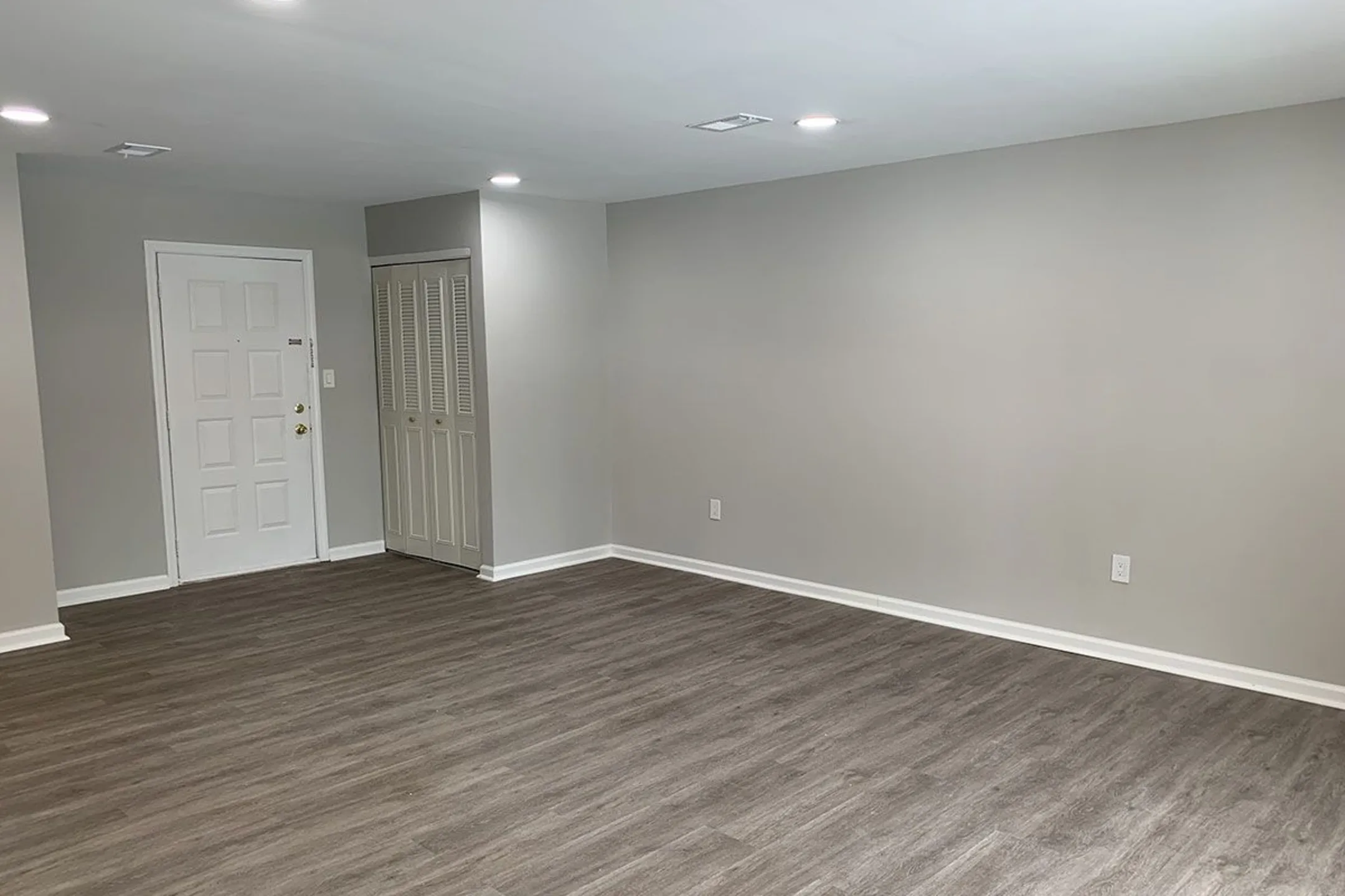 Rivendell at Edison 101 Mindy Ln Piscataway, NJ Apartments for Rent