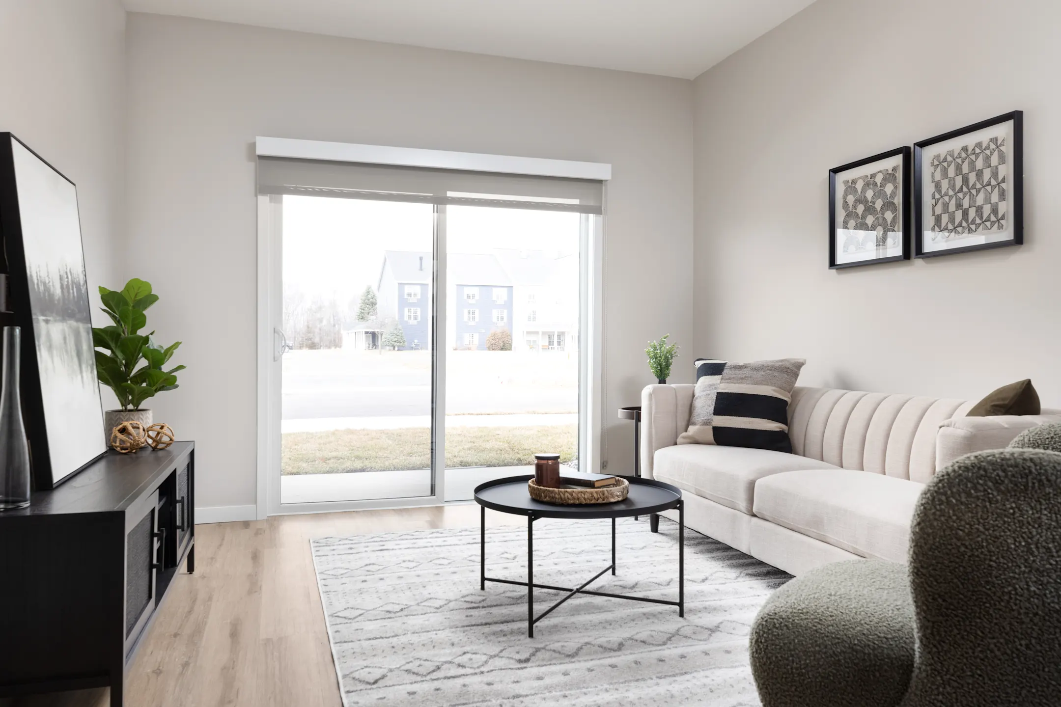 Current 33 325 33rd Street West Hastings, MN Apartments for Rent