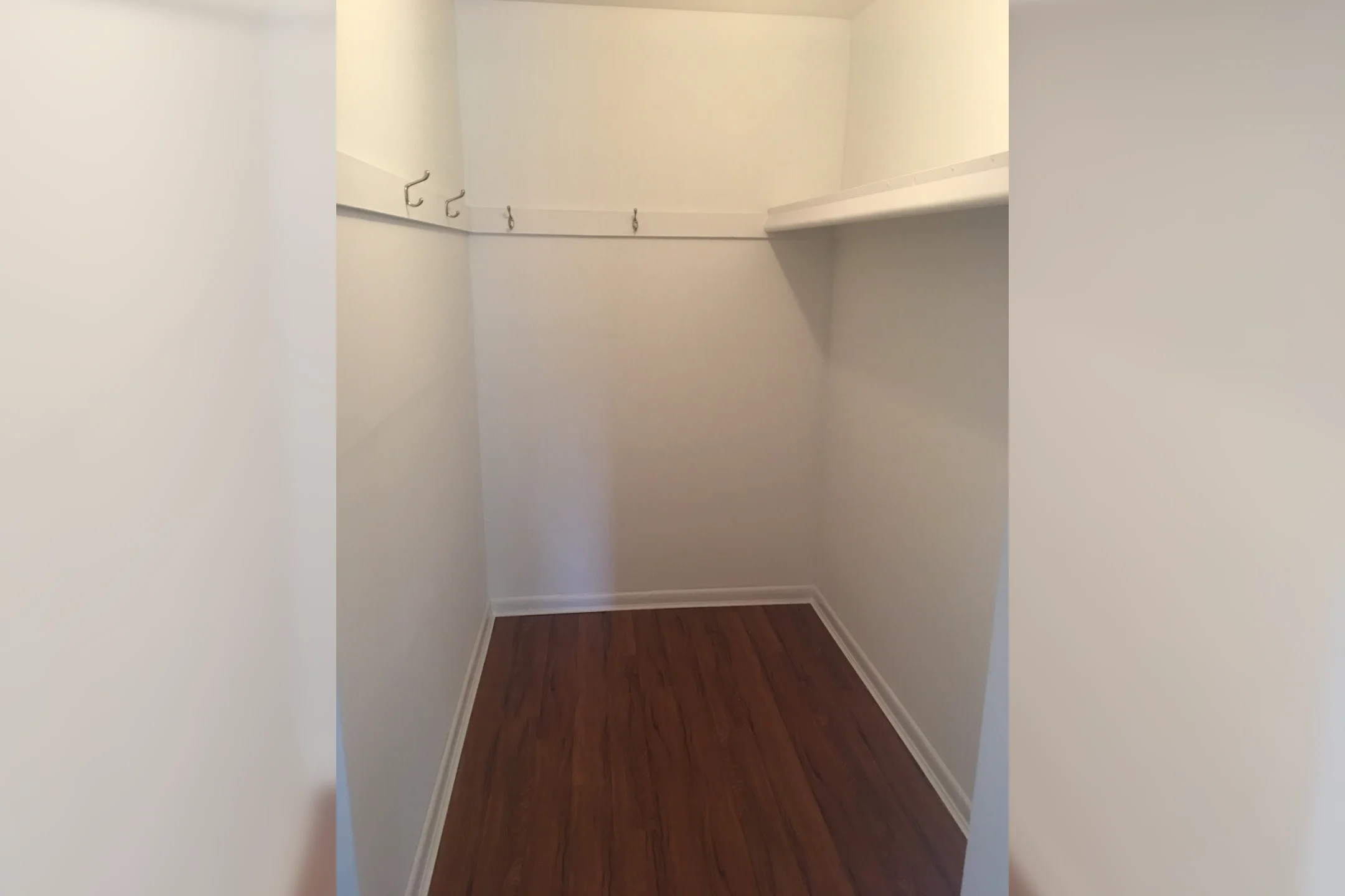 Bridgewater Apartments 1100 Albert Rd Brookhaven, PA Apartments for