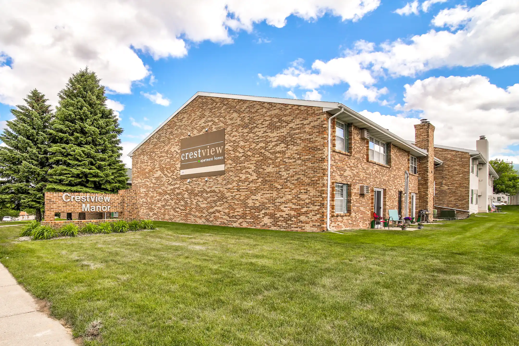 Community Signage - Crestview Manor Apartments - Bismarck, ND